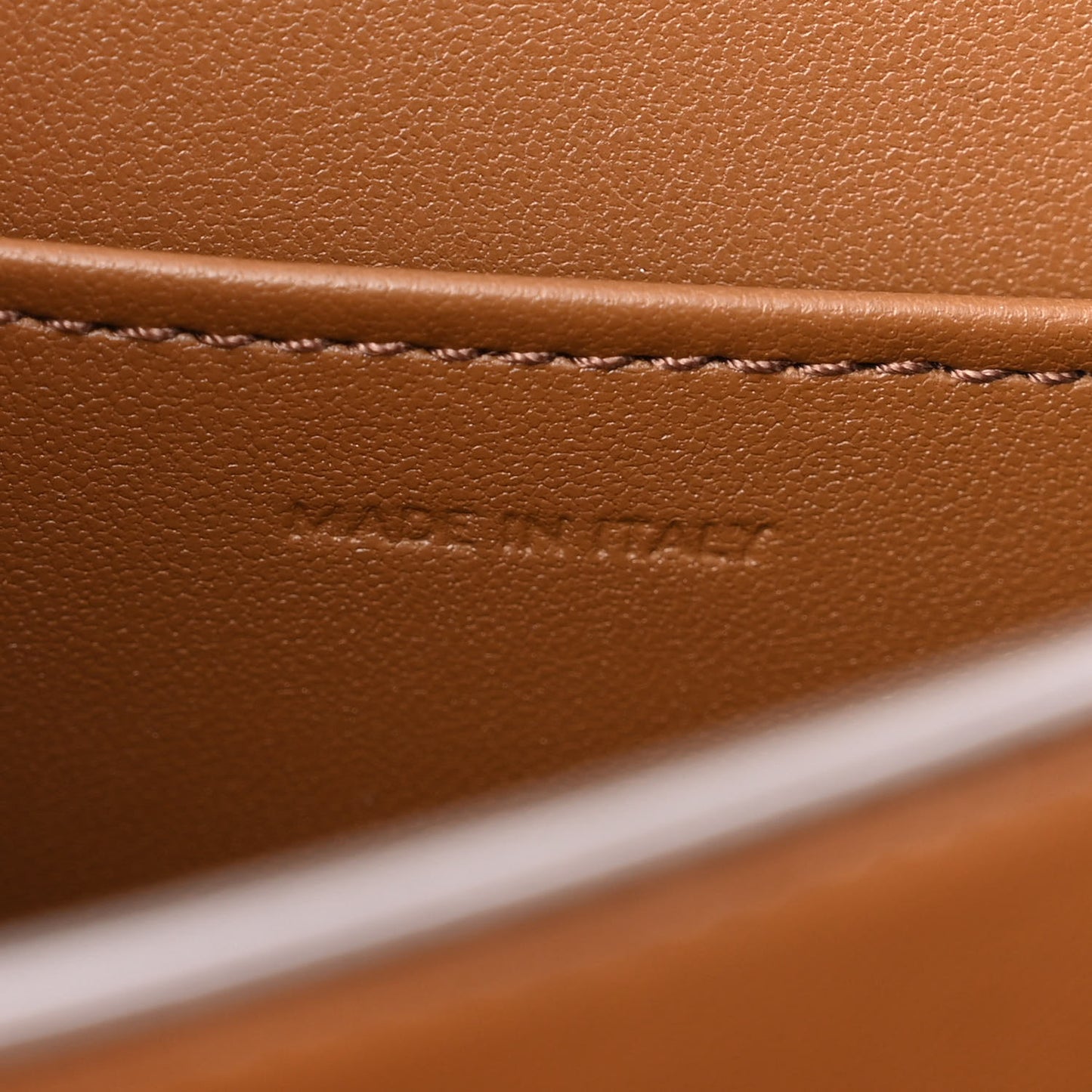 Box Calfskin Teen Classic Box Flap Bag Camel