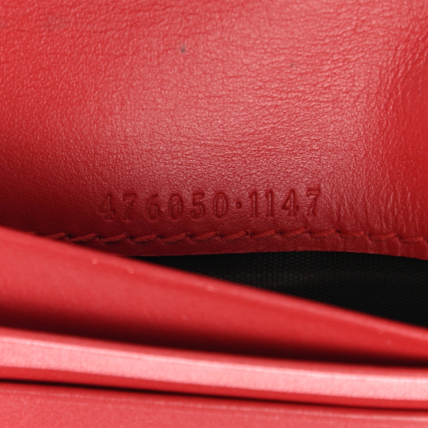 Gucci GG Supreme Monogram Cherry Embellished Card Case Wallet Hibiscus Red 7 of 8