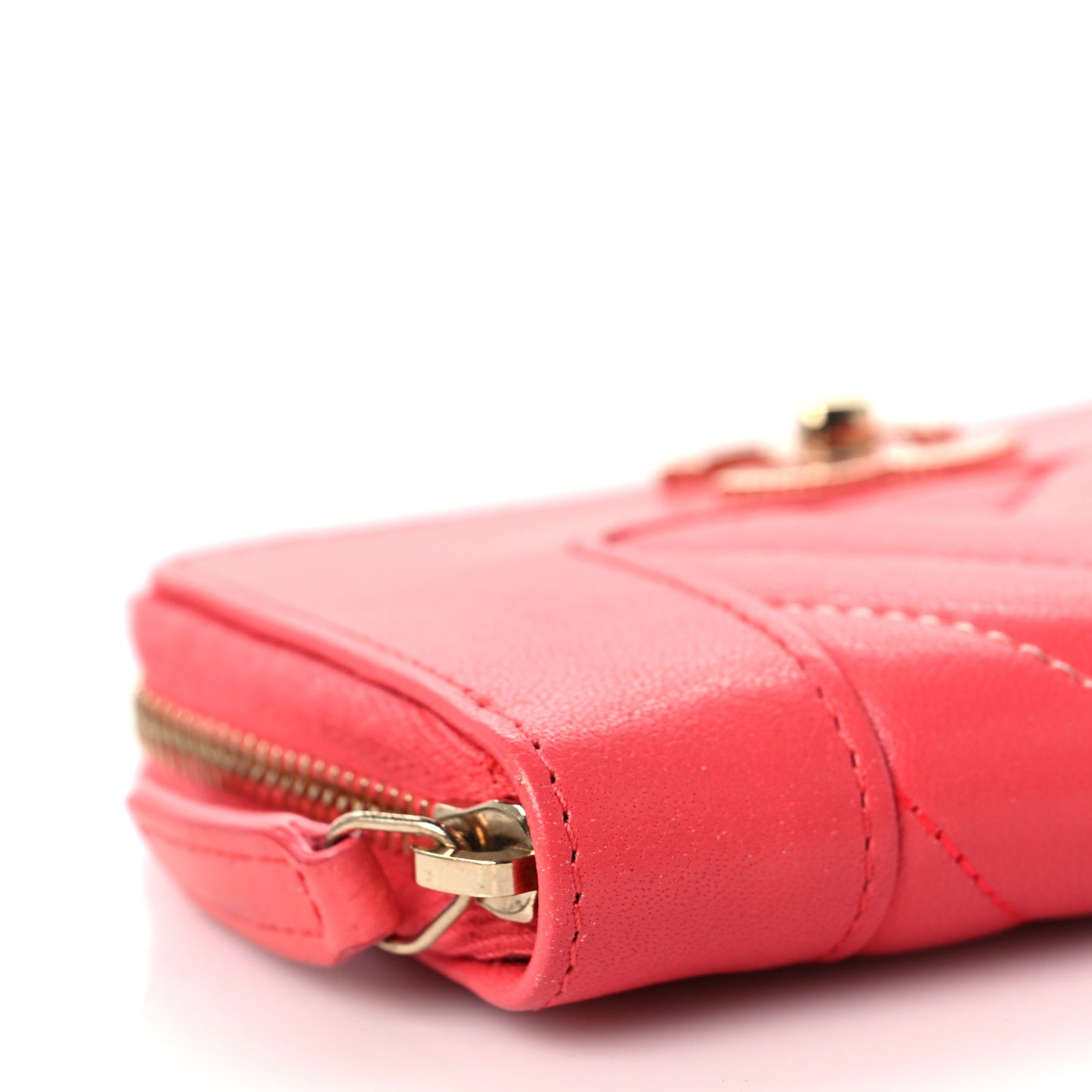 Sheepskin Chevron Quilted Mademoiselle Vintage Zip Coin Purse Pink