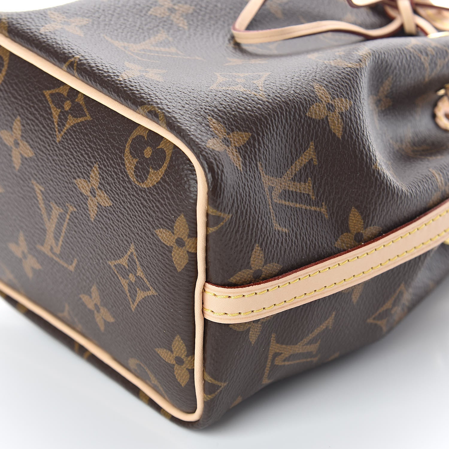 Louis Vuitton Monogram Nano Noe 9 of 9