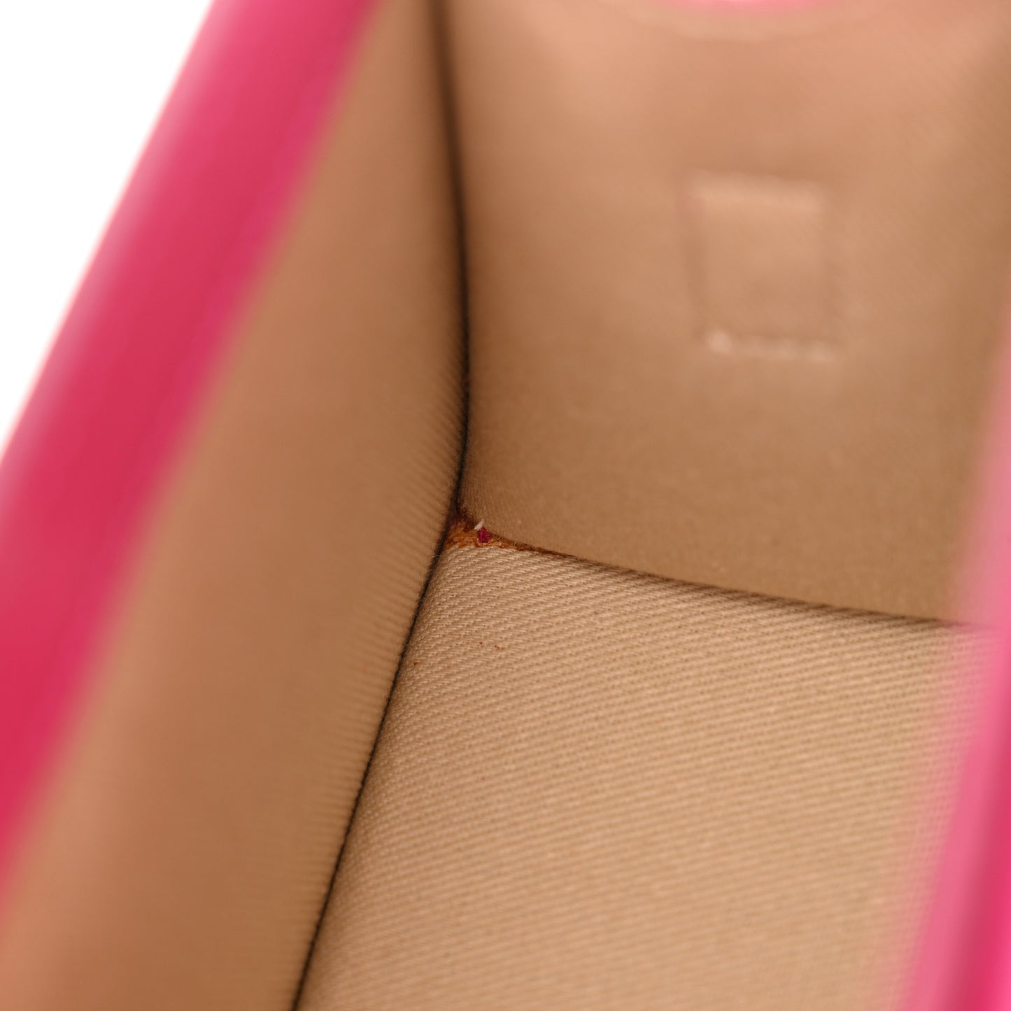 Smooth Calfskin Le Chiquito Moyen Pink
