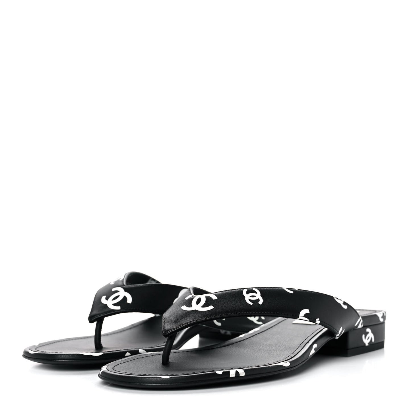 Lambskin Printed CC Thong Sandals 39 Black White