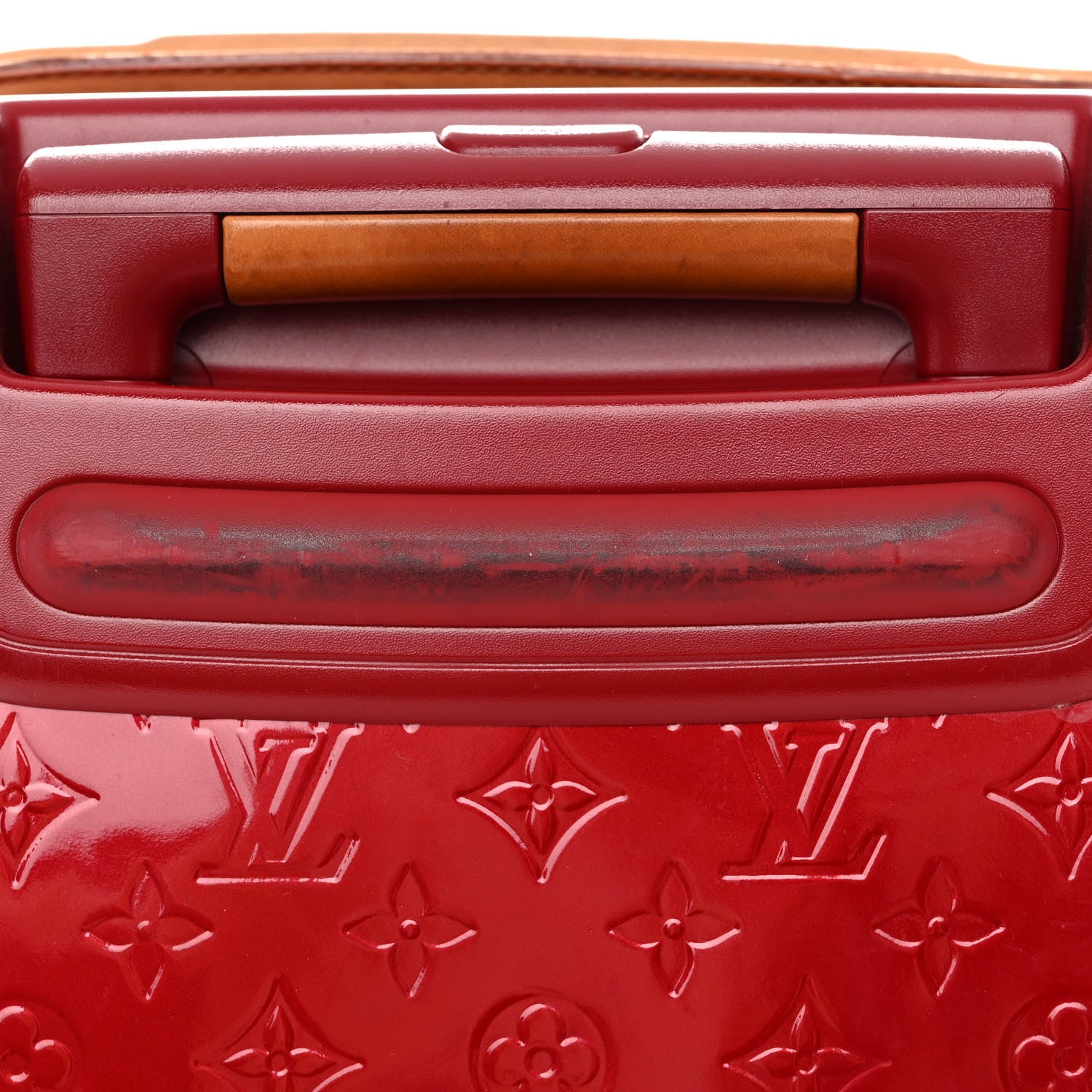 Louis Vuitton Vernis Pegase 45 Pomme D'Amour 13 of 22