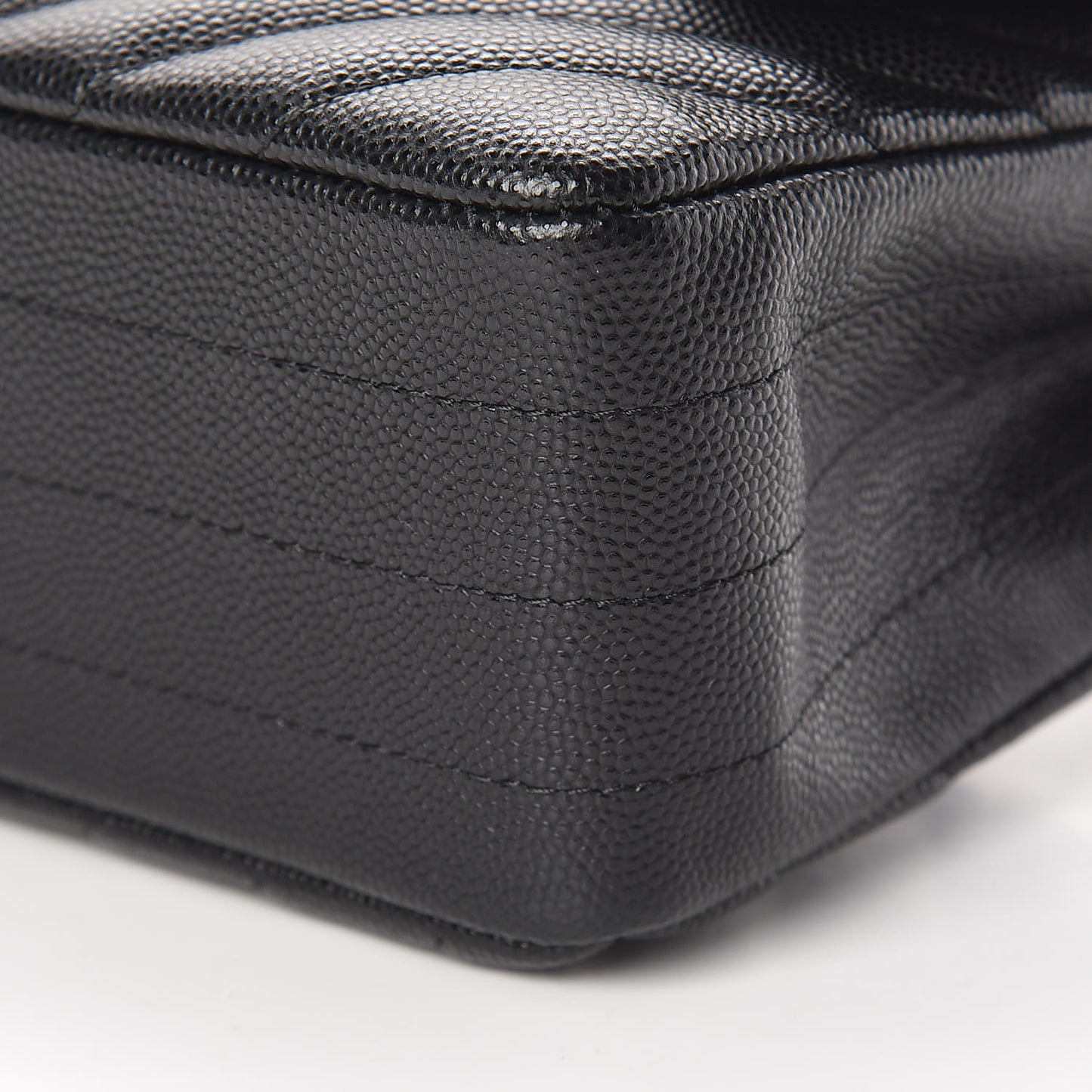 Caviar Chevron Quilted Medium Double Flap Black