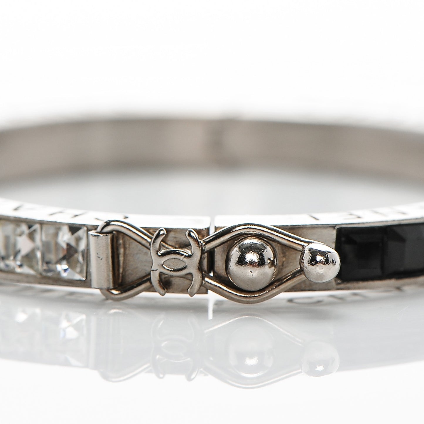 Baguette Crystal Bangle Silver Black