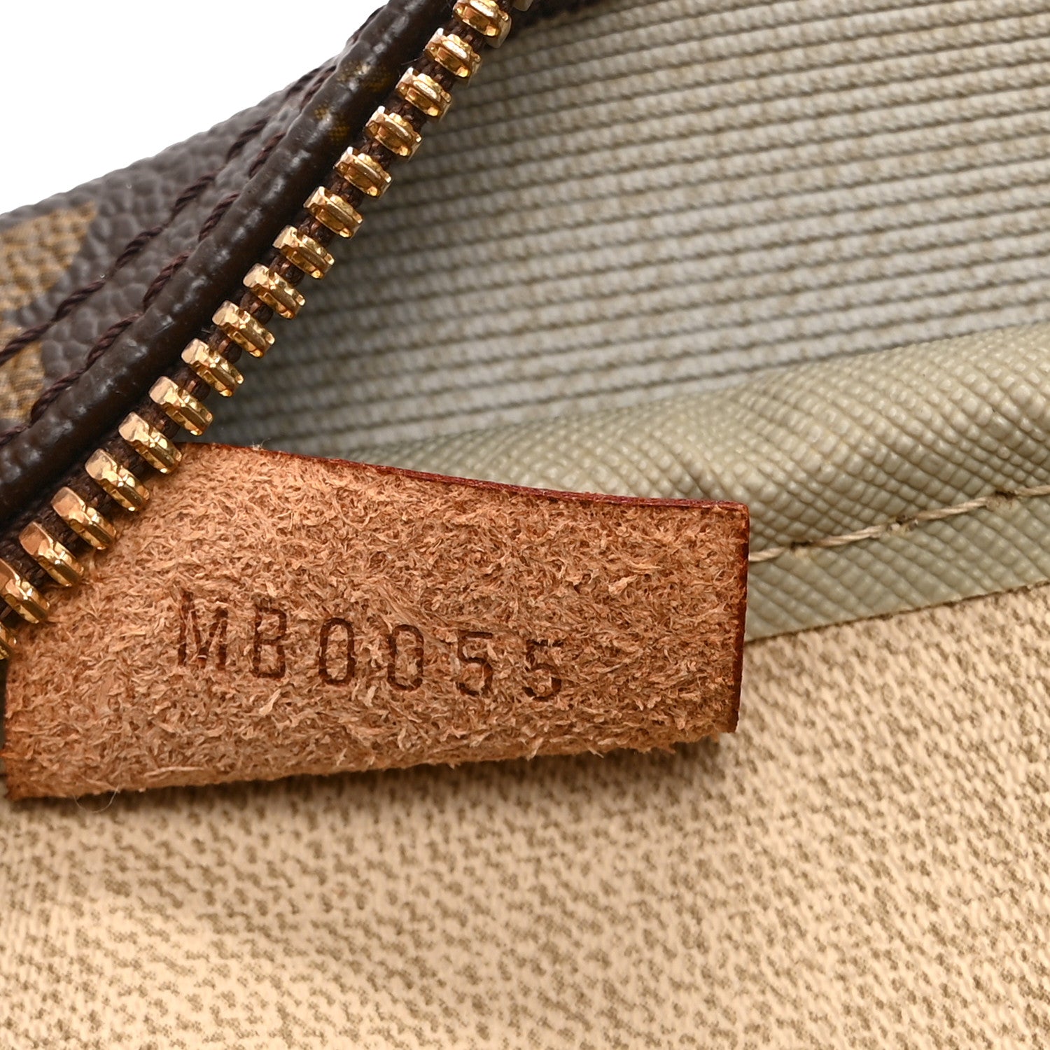 Louis Vuitton Monogram Deauville 7 of 10
