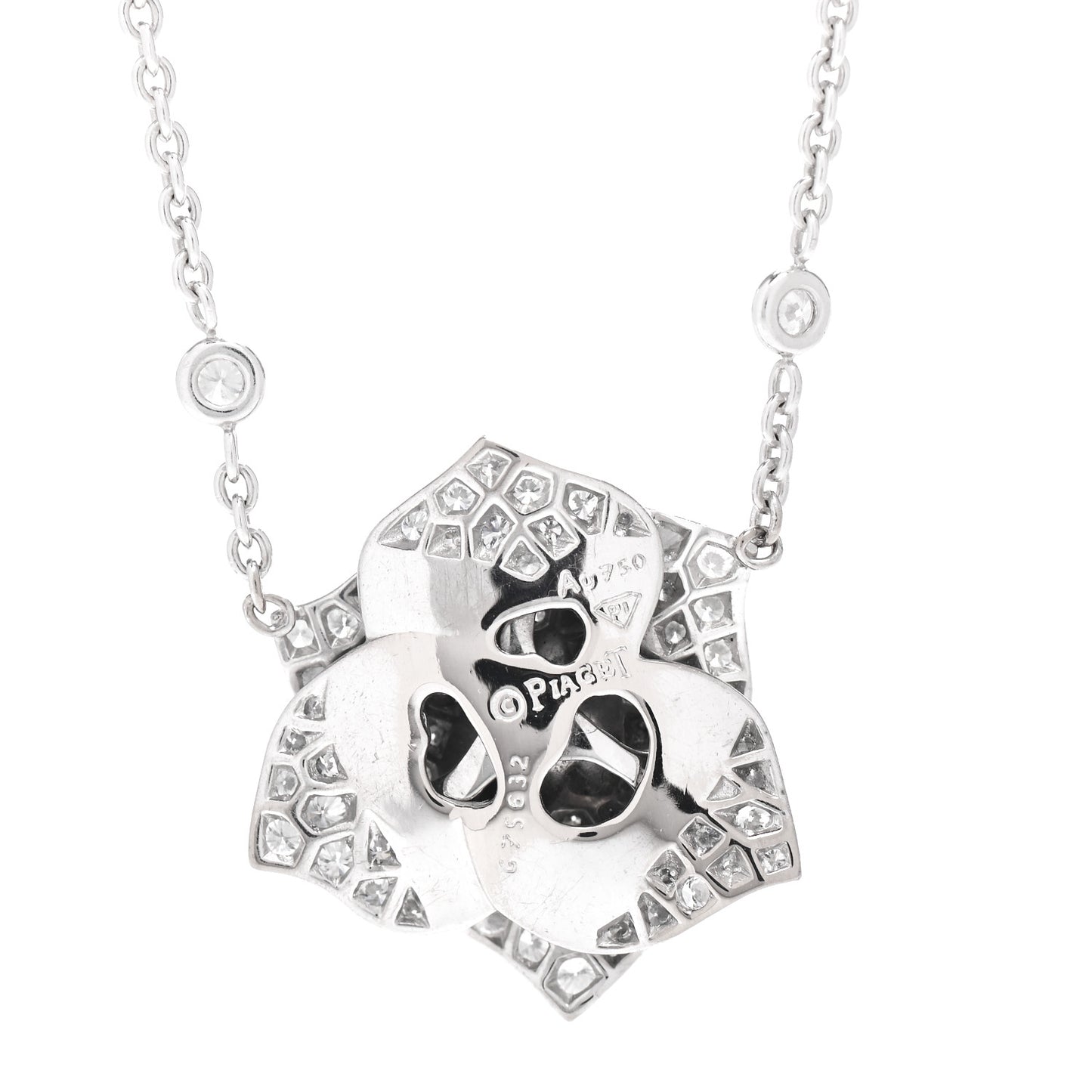 18K White Gold Diamond Rose Pendant Necklace