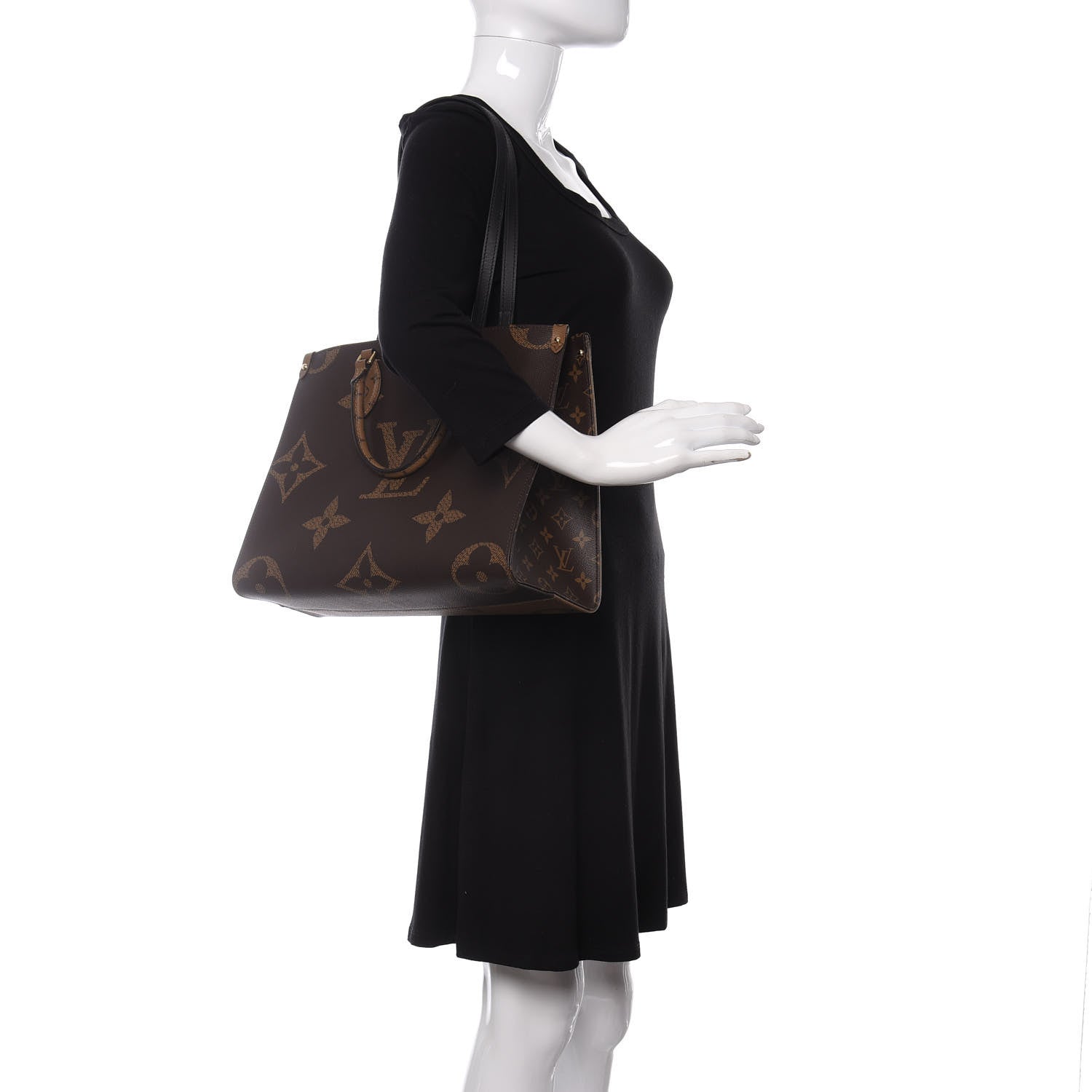 Louis Vuitton Reverse Monogram Giant Onthego MM 2 of 8