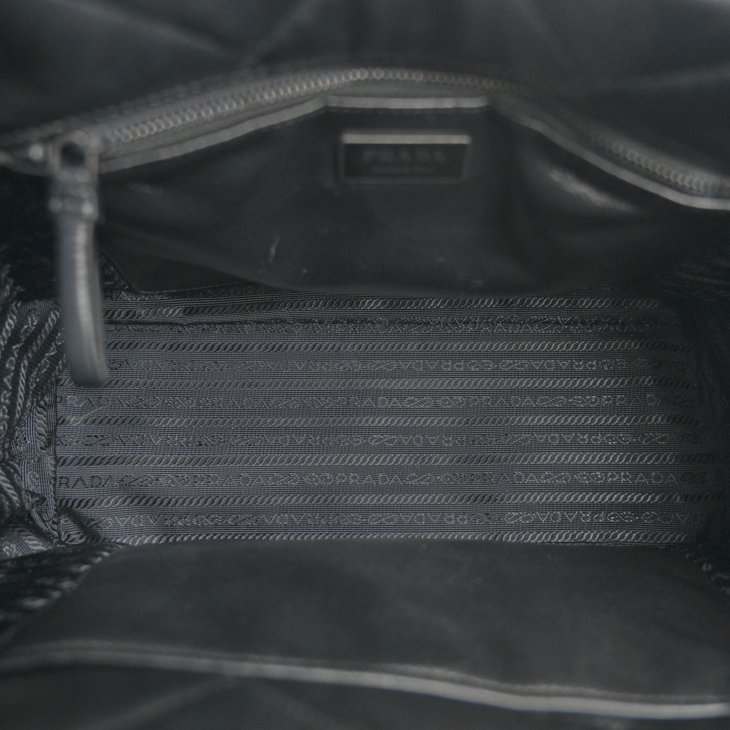 Nappa Quilted Monochrome Chain Tote Bag Black