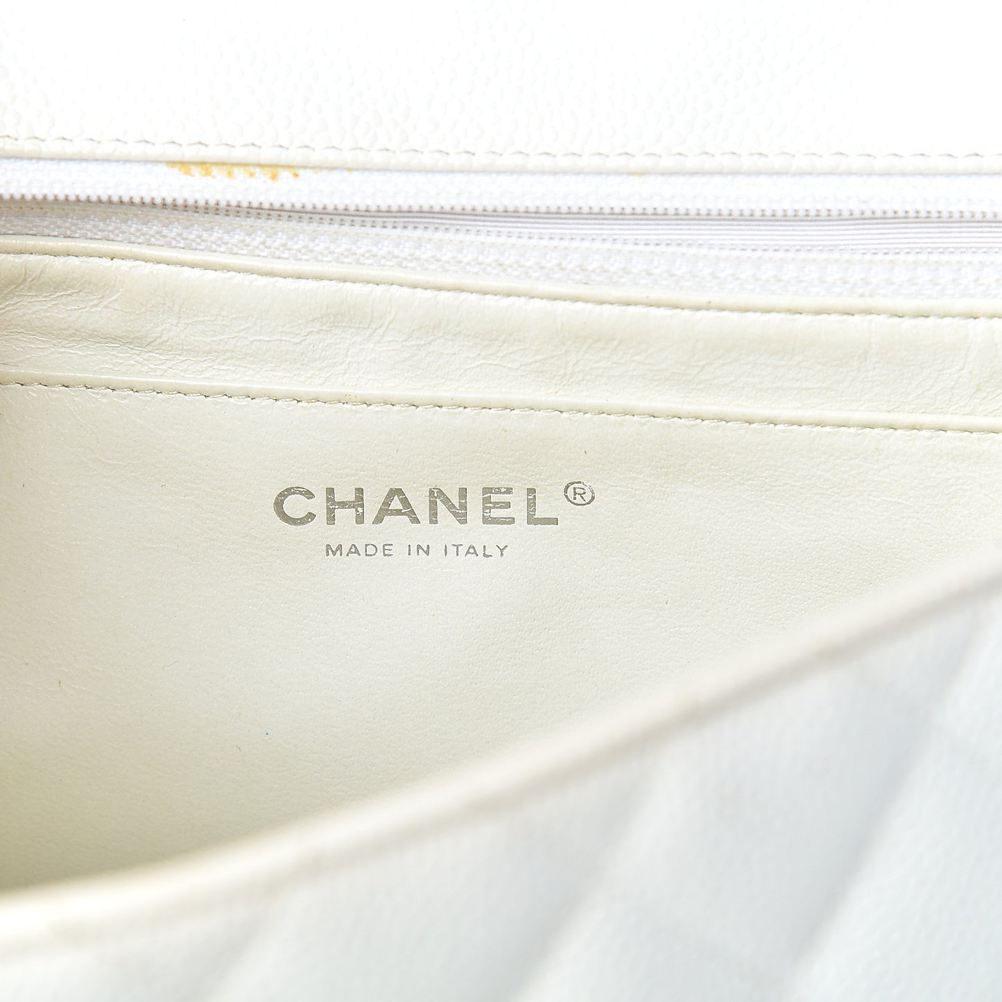 Caviar Quilted Jumbo Single Flap White
