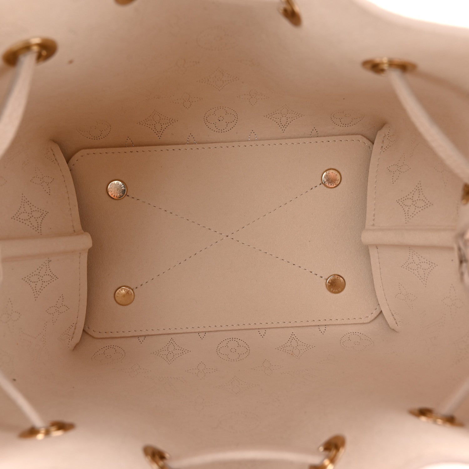 Louis Vuitton Mahina Bella Dream Beige 5 of 10