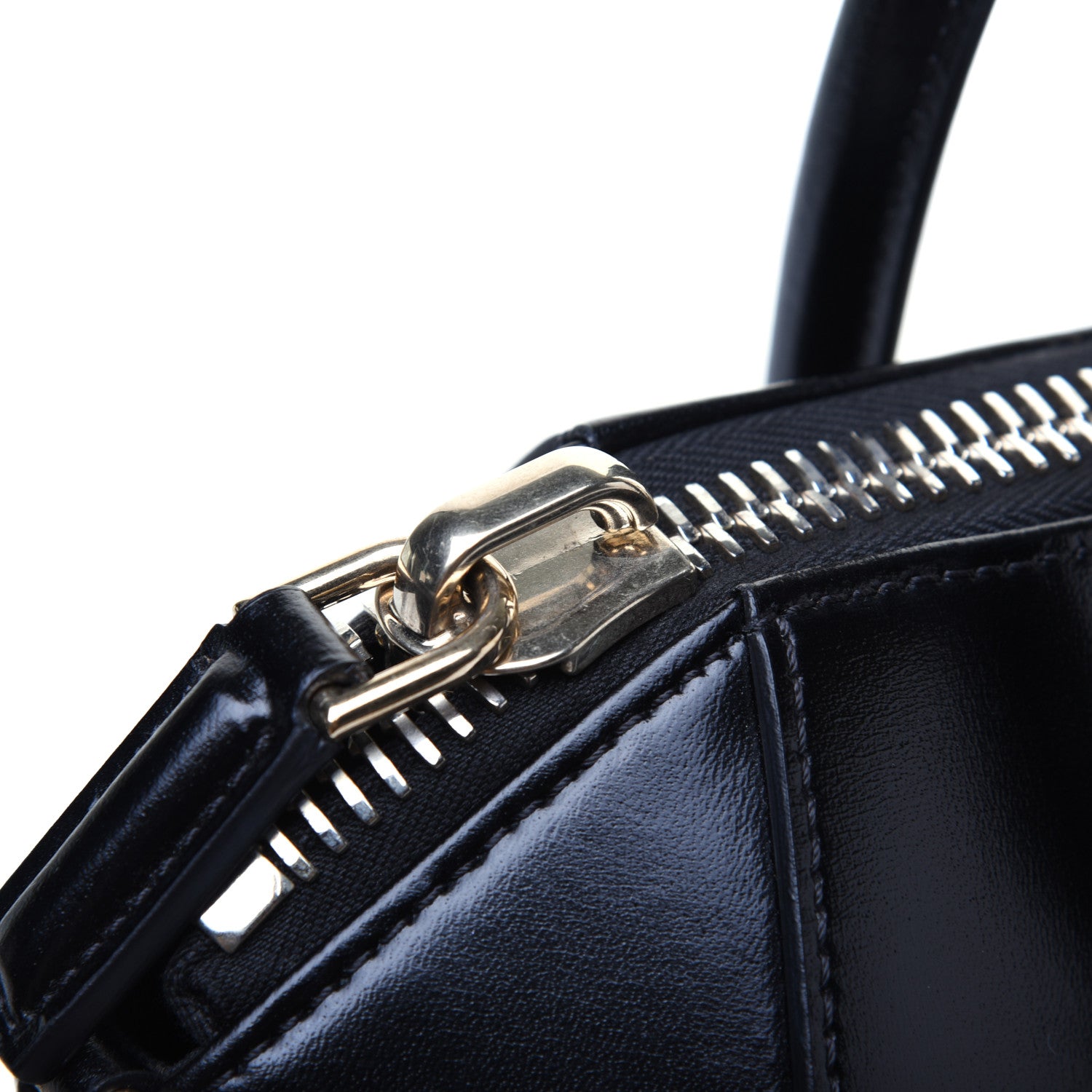 Givenchy Shiny Lord Calfskin Small Antigona Black 20 of 20