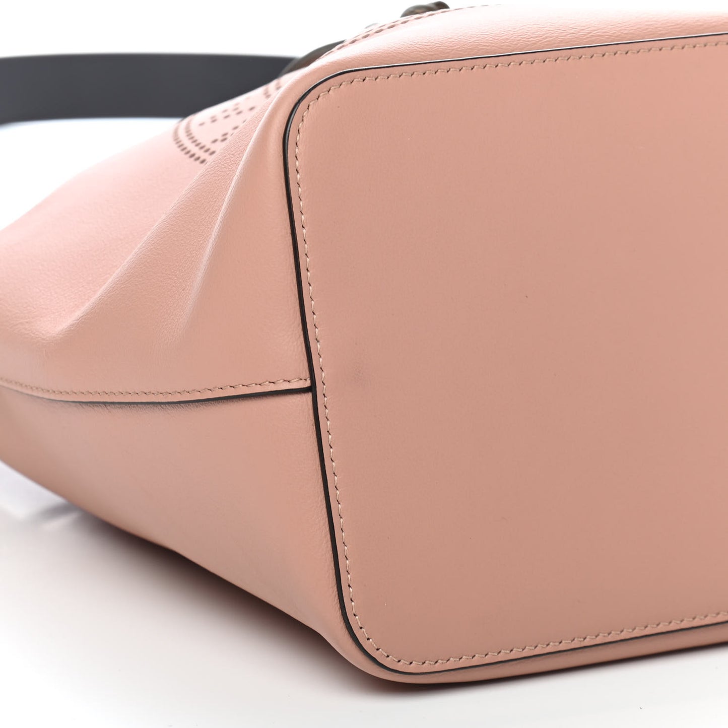 Vitello Grace F is Fendi Stamp Patch Perforated Small Mon Tresor Bucket Bag Rosa Bourbon