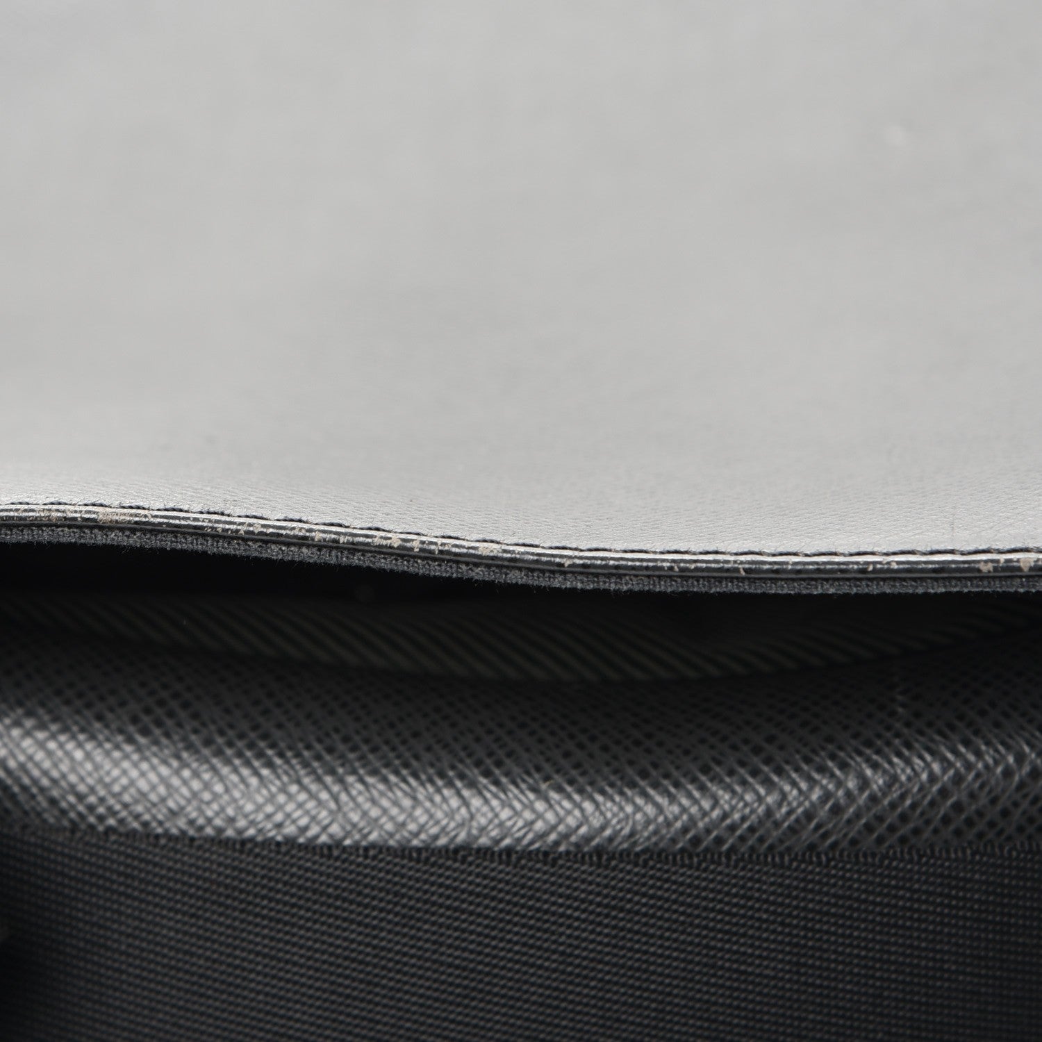 Louis Vuitton Taiga Viktor Messenger Bag Ardoise 17 of 17