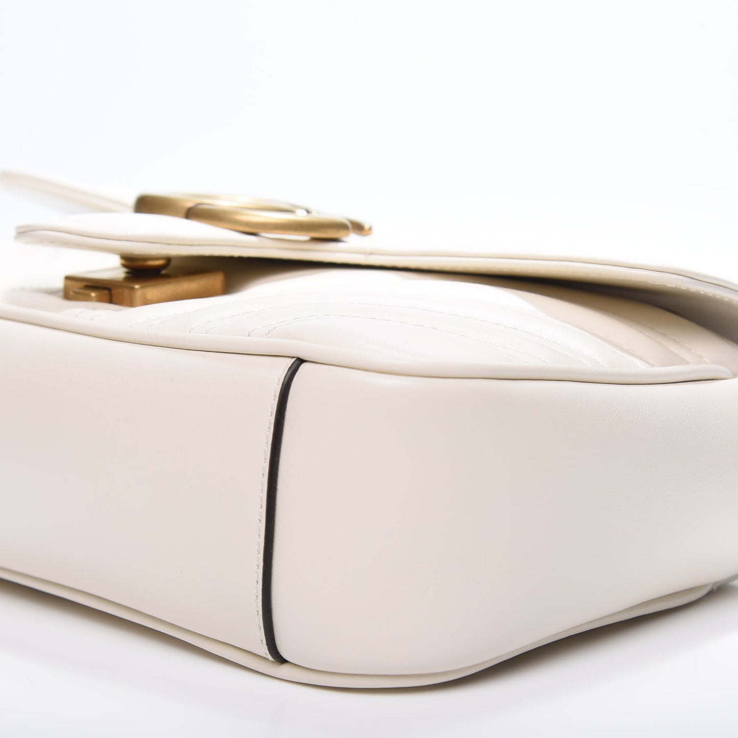 Calfskin Matelasse Mini GG Marmont Shoulder Bag White