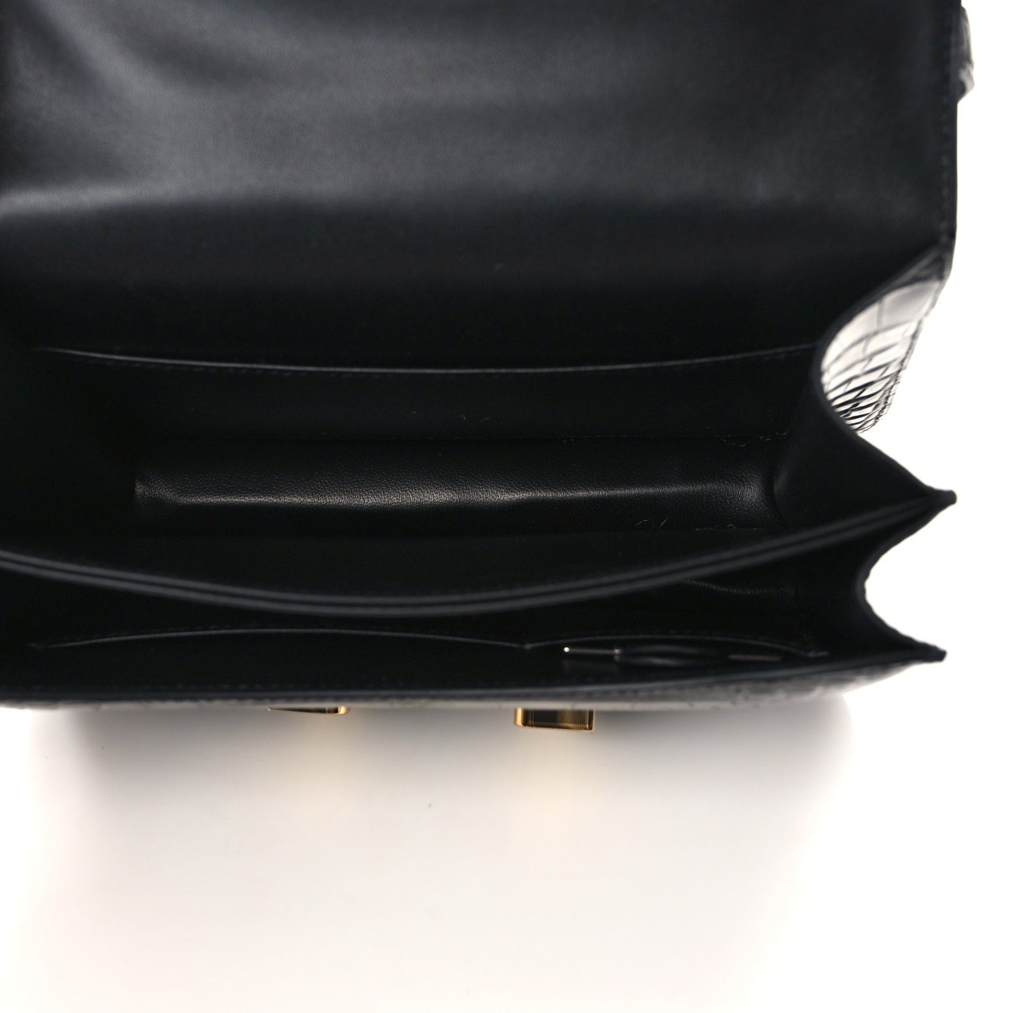 Matte Alligator Constance 18 Black