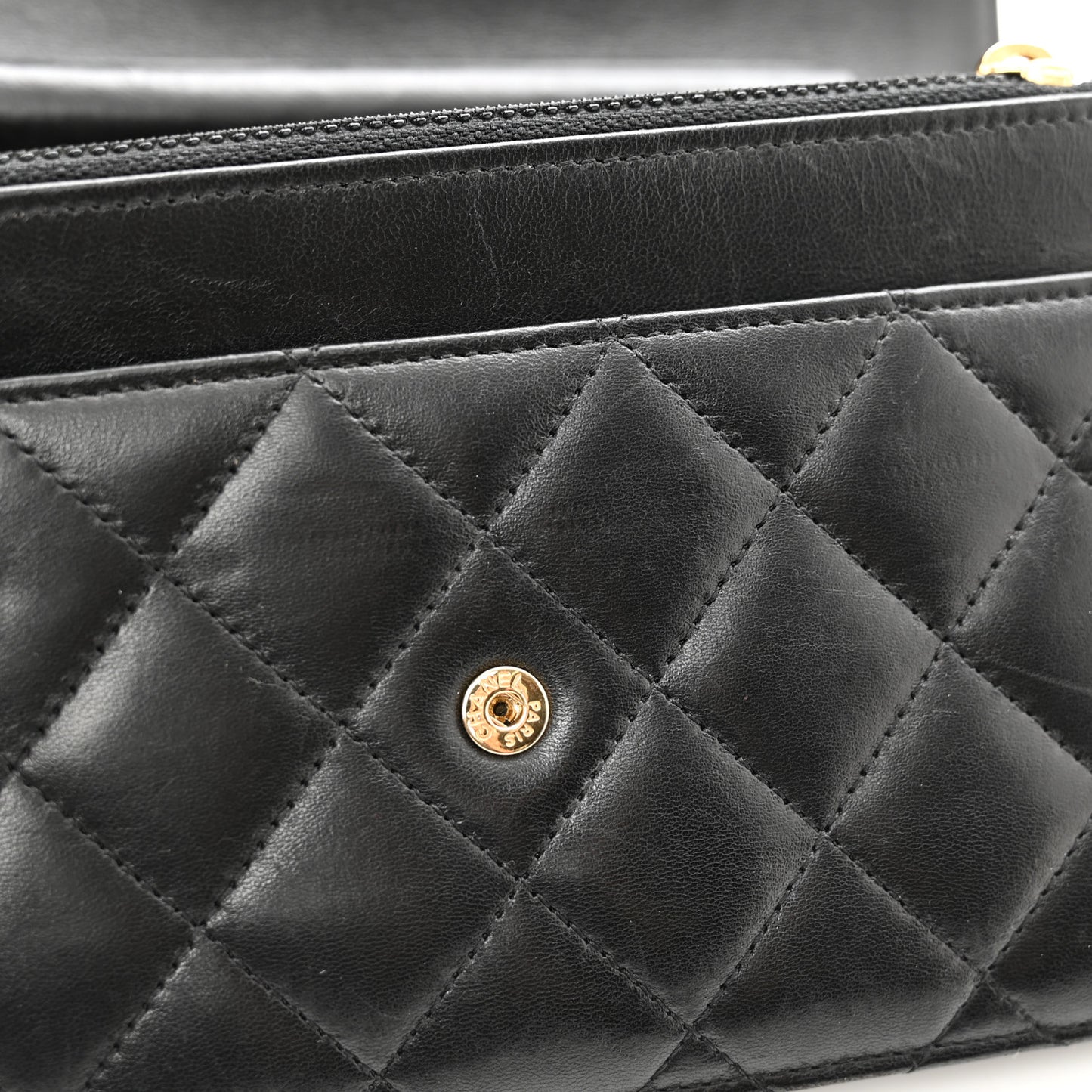Lambskin Quilted Wallet On Chain WOC Black