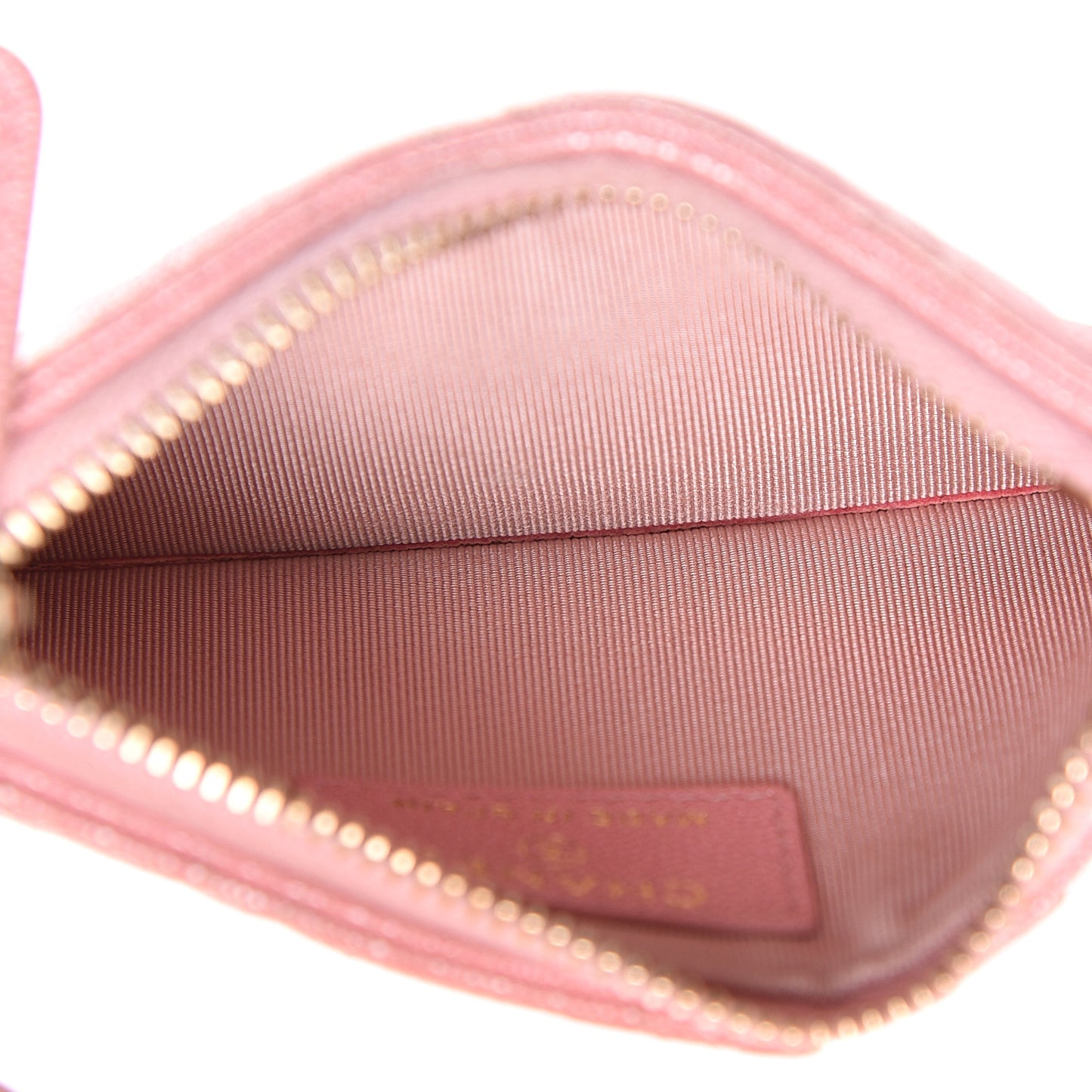 Iridescent Caviar Quilted Flap Zip Card Holder Pink