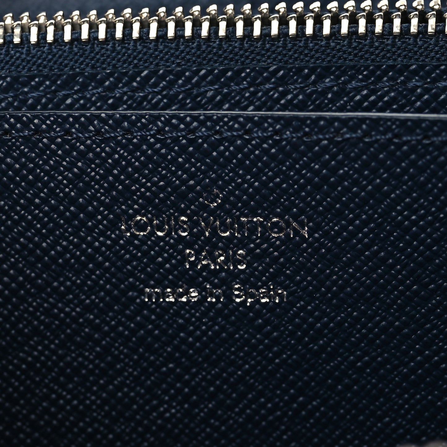 Taiga Zippy XL Wallet Bleu Marine