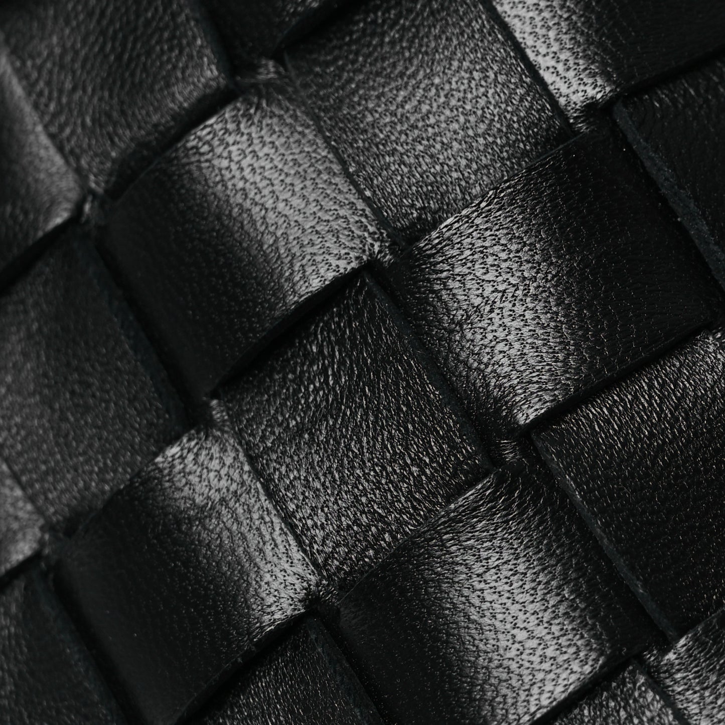 Nappa Intrecciato Large Andiamo Shoulder Bag Black