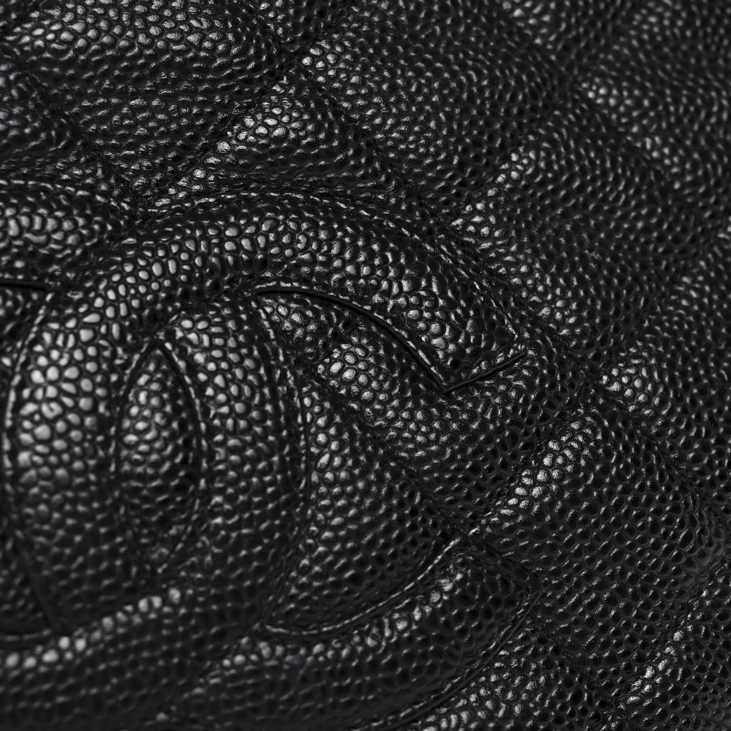 Caviar Quilted Petit Timeless Tote PTT Black