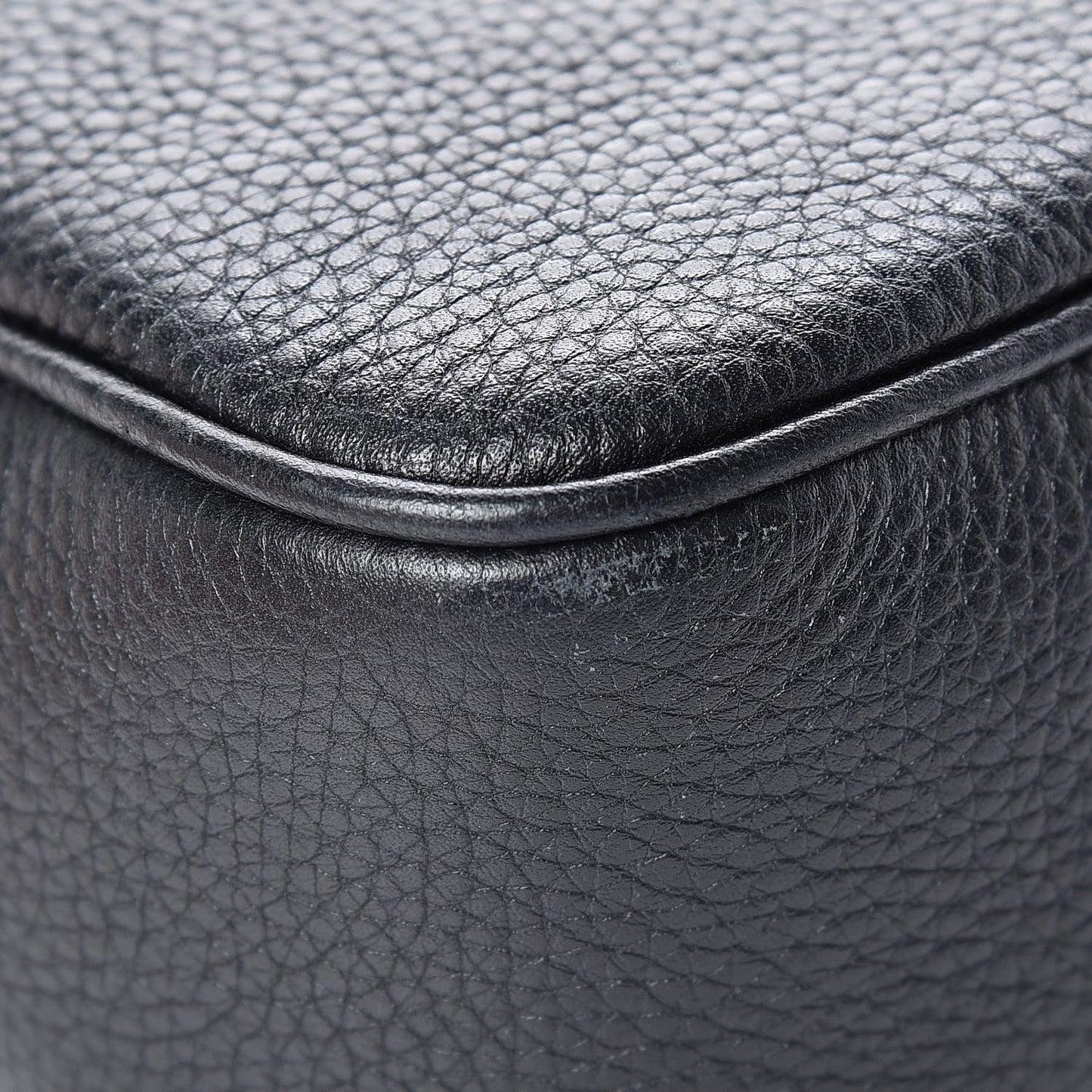 Pebbled Calfskin Small Soho Disco Bag Black