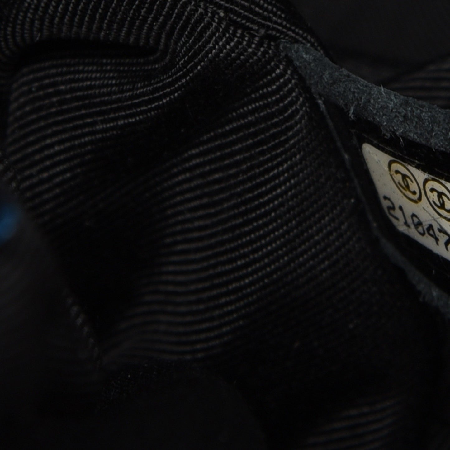 Painted Tweed Messenger Flap Bag Black