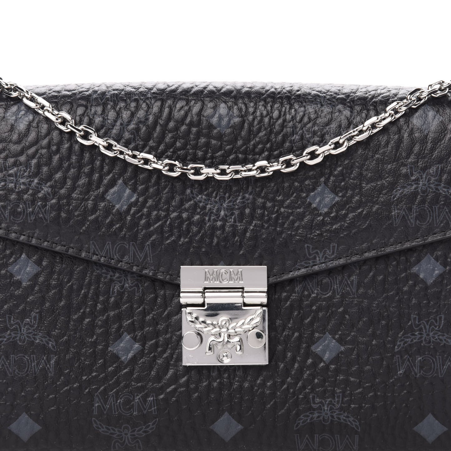 Visetos Medium Patricia Wallet On Chain Black
