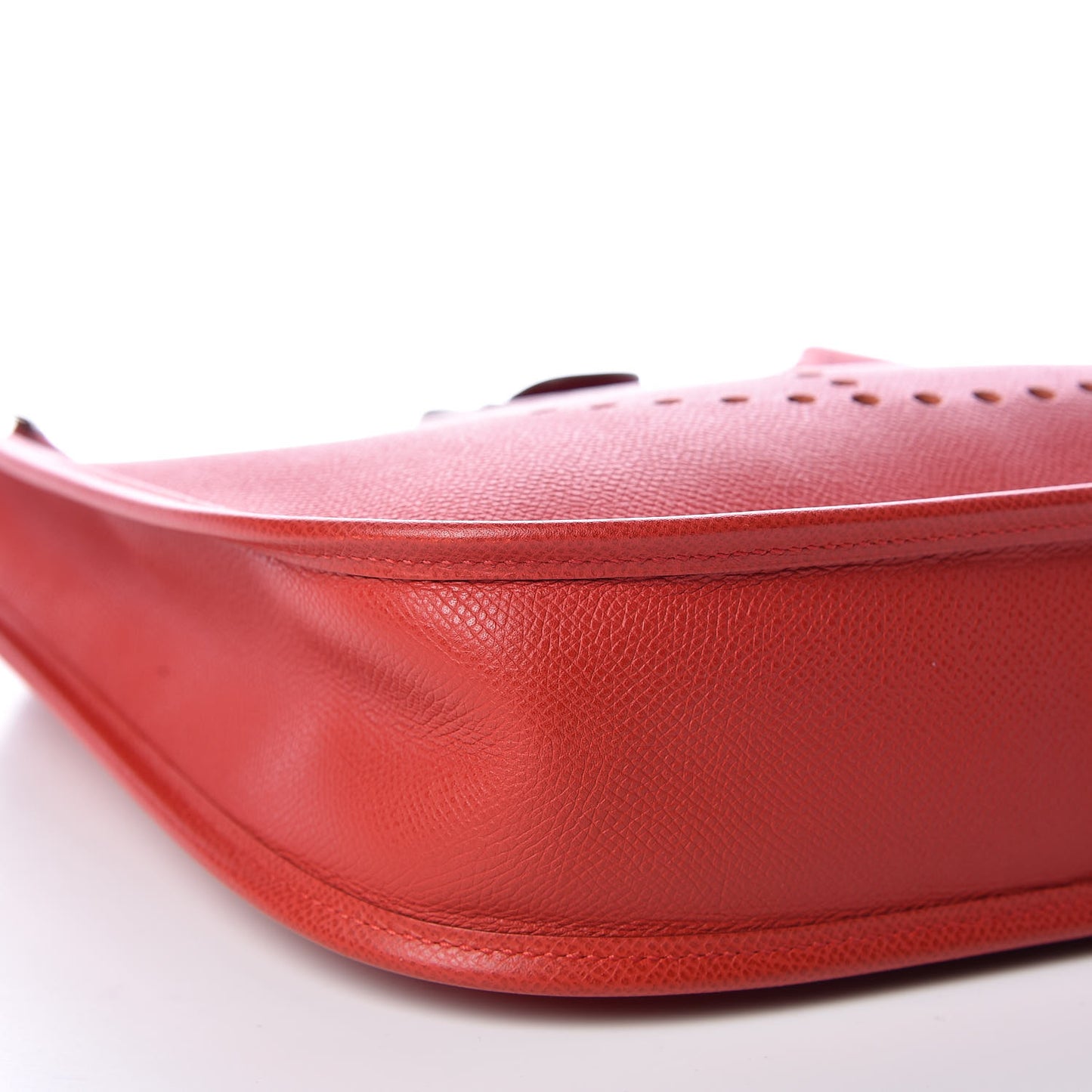 Epsom Evelyne PM Vermillion