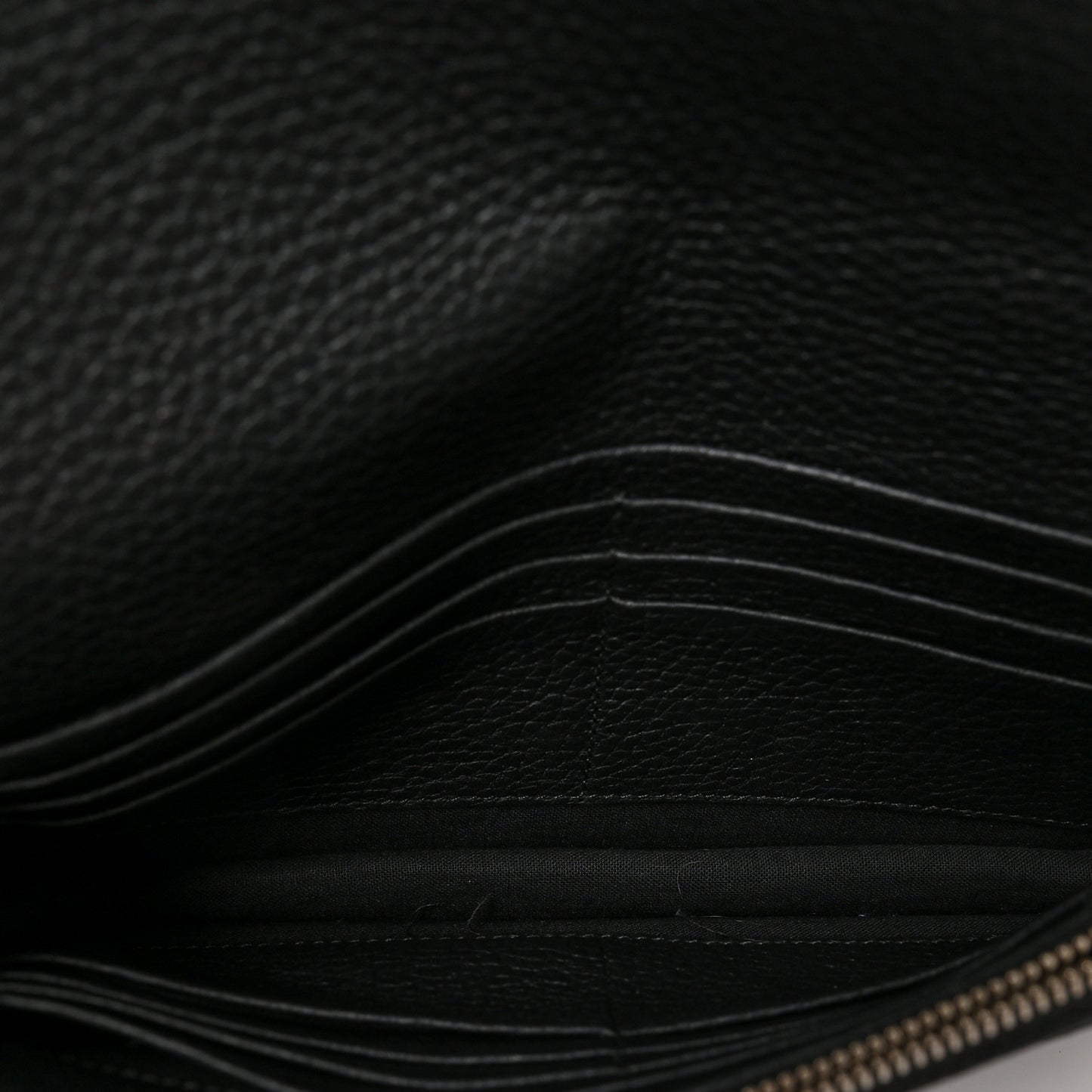 Grained Calfskin Classic Silver Hardware Wallet on Chain Black