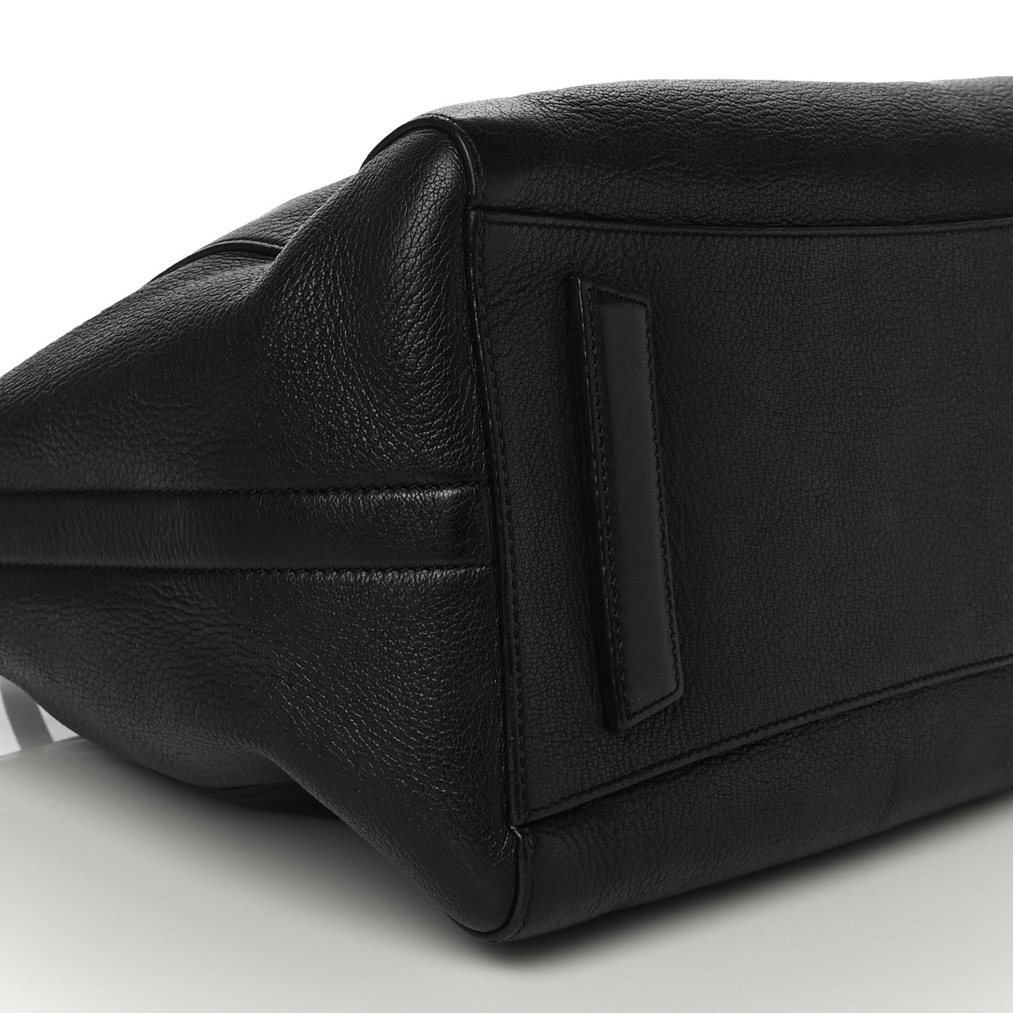 Sugar Goatskin Medium Antigona Black