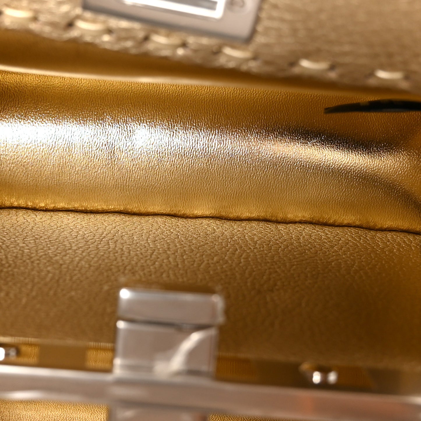 Metallic Cuoio Roma Sellerissima Nappa Sintetica Tape Stitch Petite Peekaboo I SEE U Iconic Satchel Platino