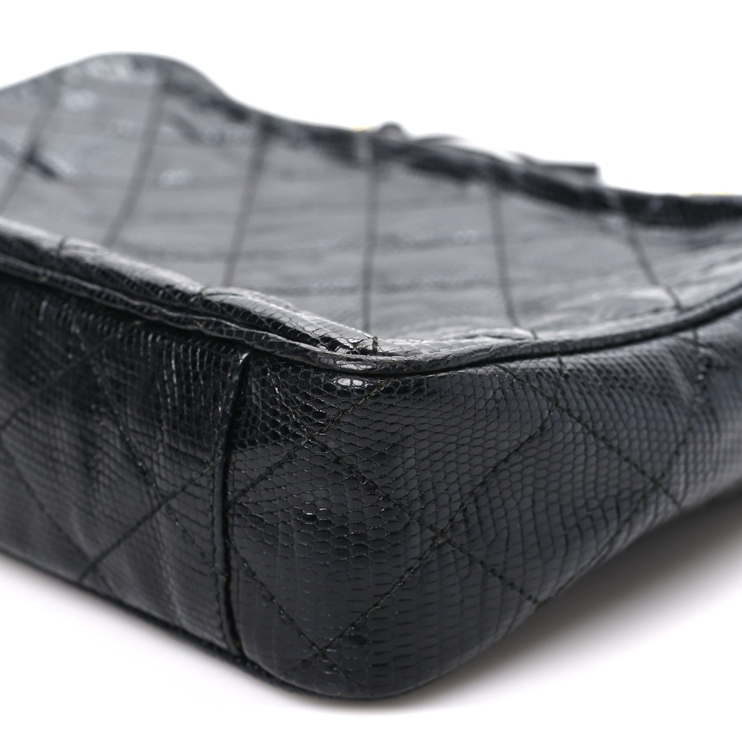 Lizard Quilted Small Tassel Camera Case Black