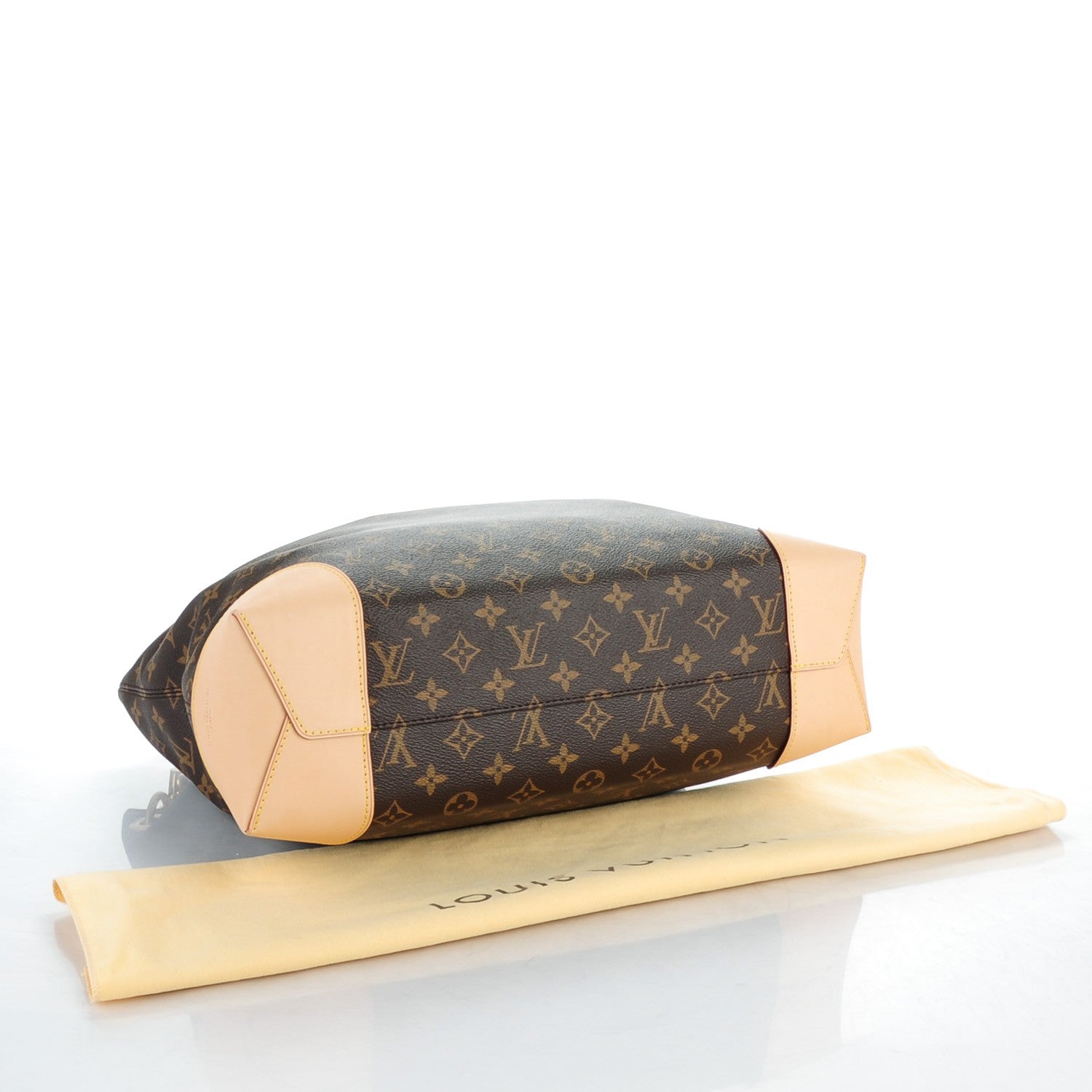 Louis Vuitton Monogram Berri MM 4 of 7