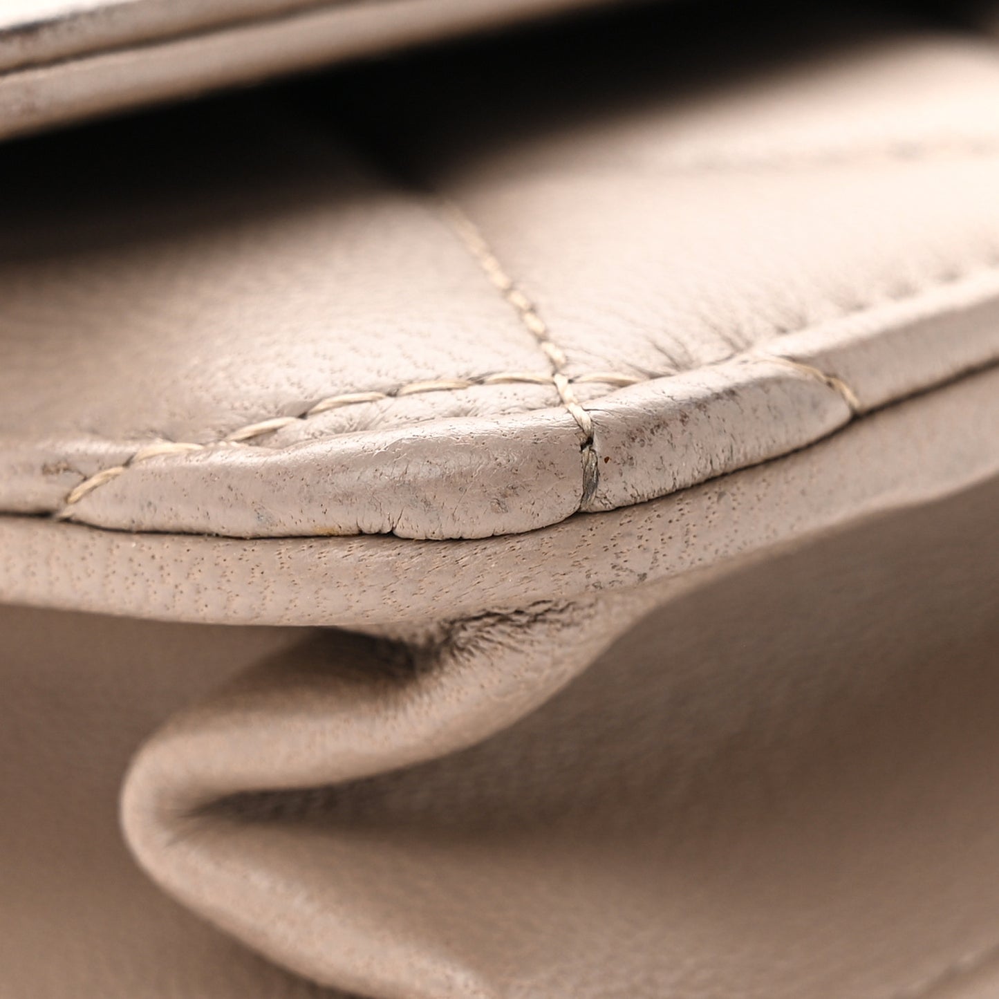 Lambskin Quilted Wallet On Chain WOC Taupe