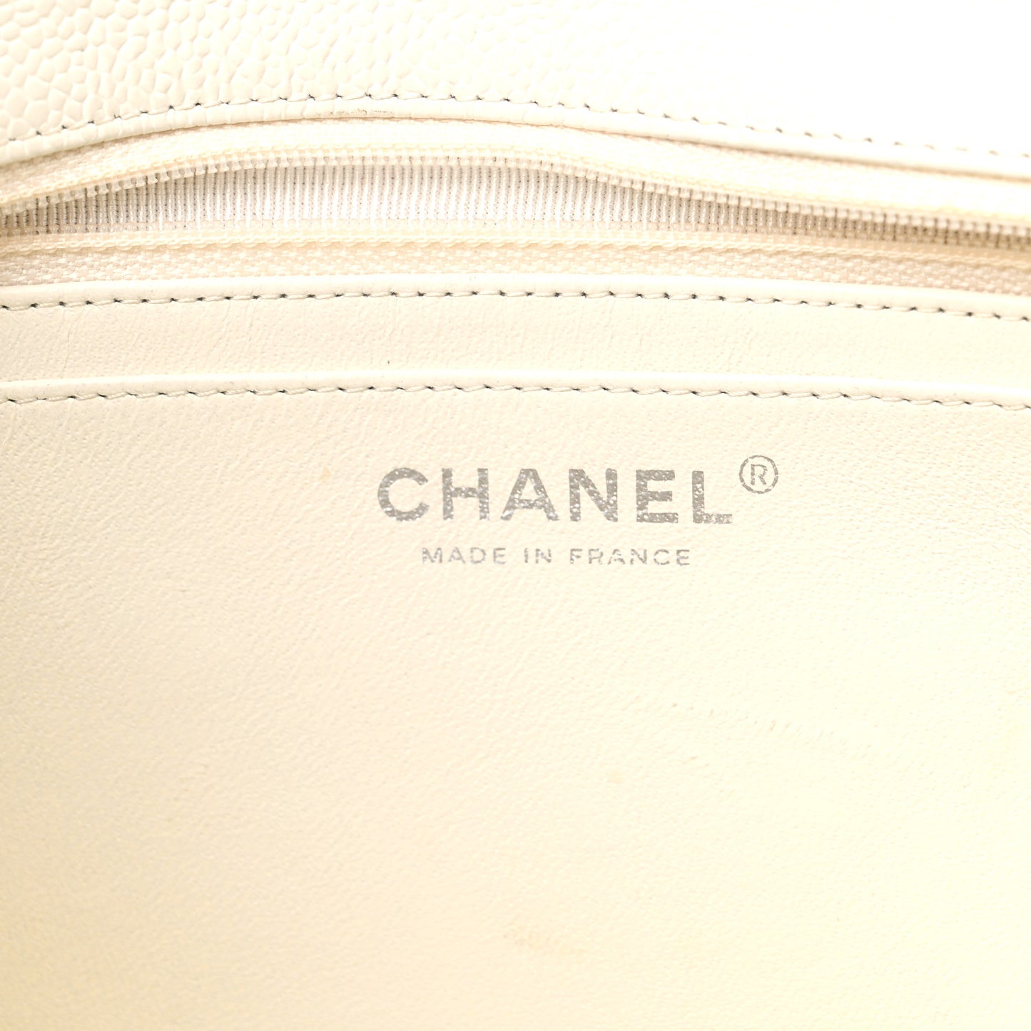 Caviar Quilted Jumbo Single Flap White