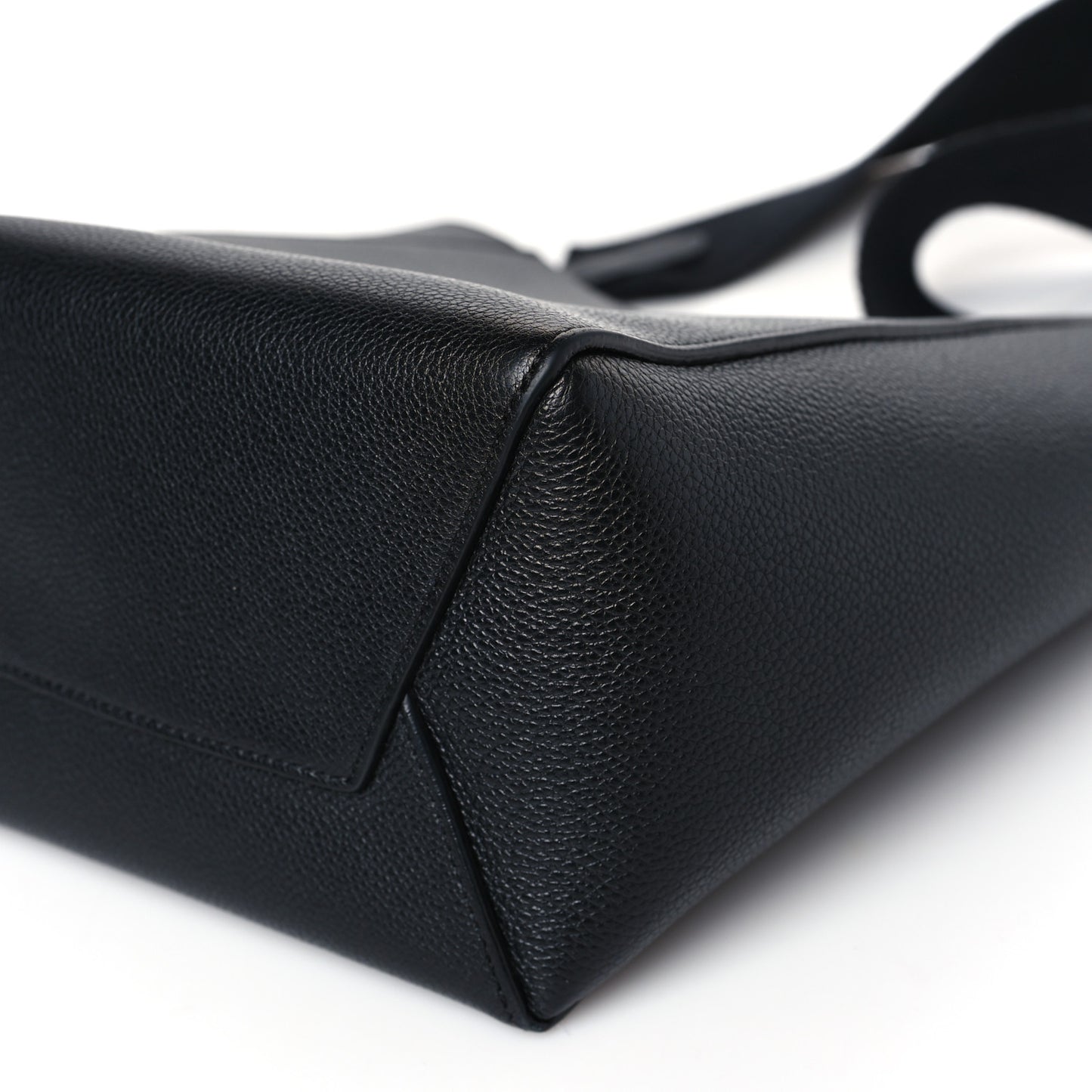 Soft Grained Calfskin Small Sangle Bucket Bag Black