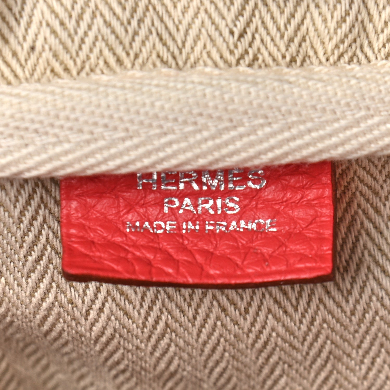Hermes Taurillon Clemence Victoria II 35 Bougainvillea 6 of 9