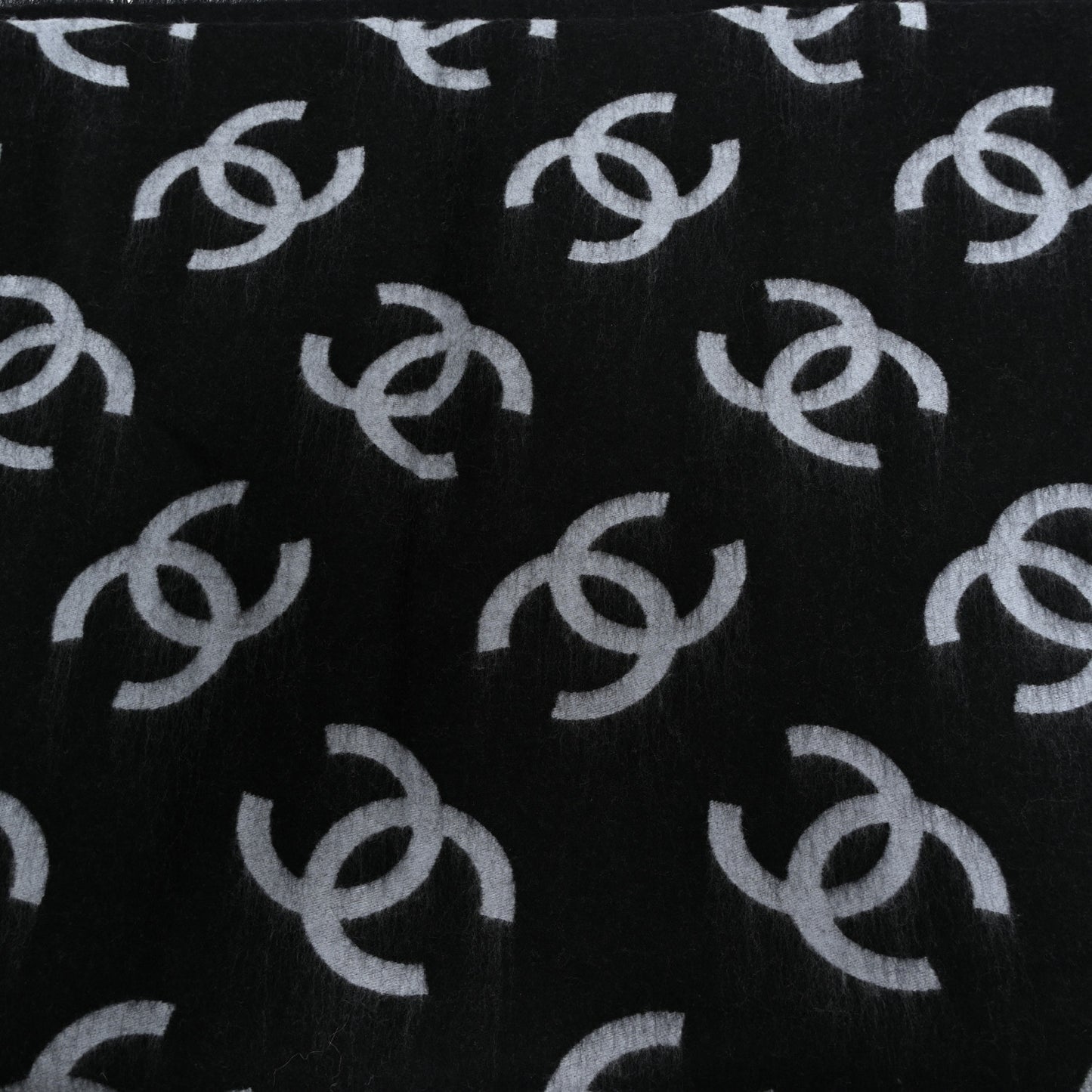Cashmere Silk Wool CC Stole Black Light Gray White