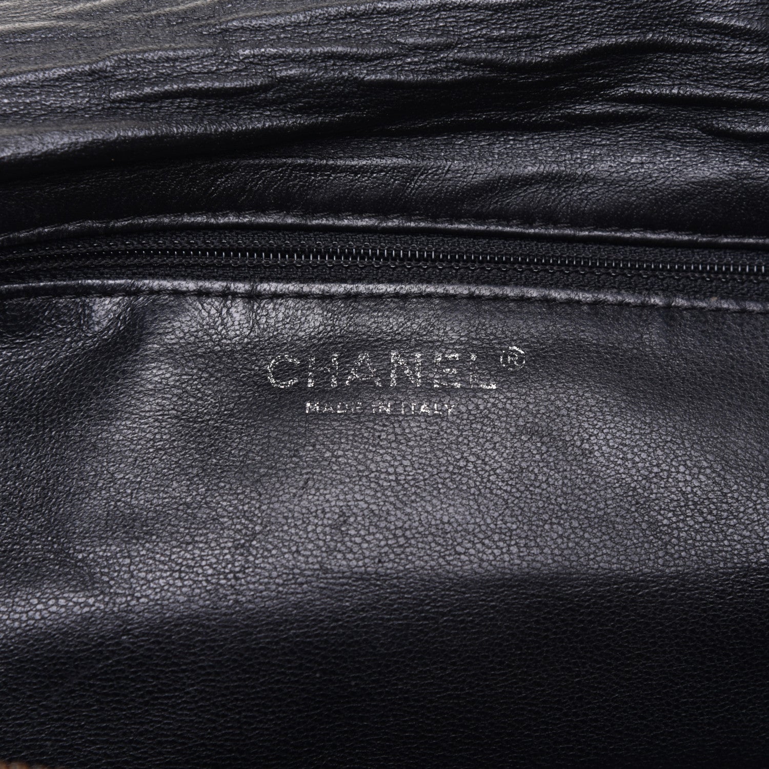 Chanel Deerskin Luxe Ligne Bowler Black 8 of 10