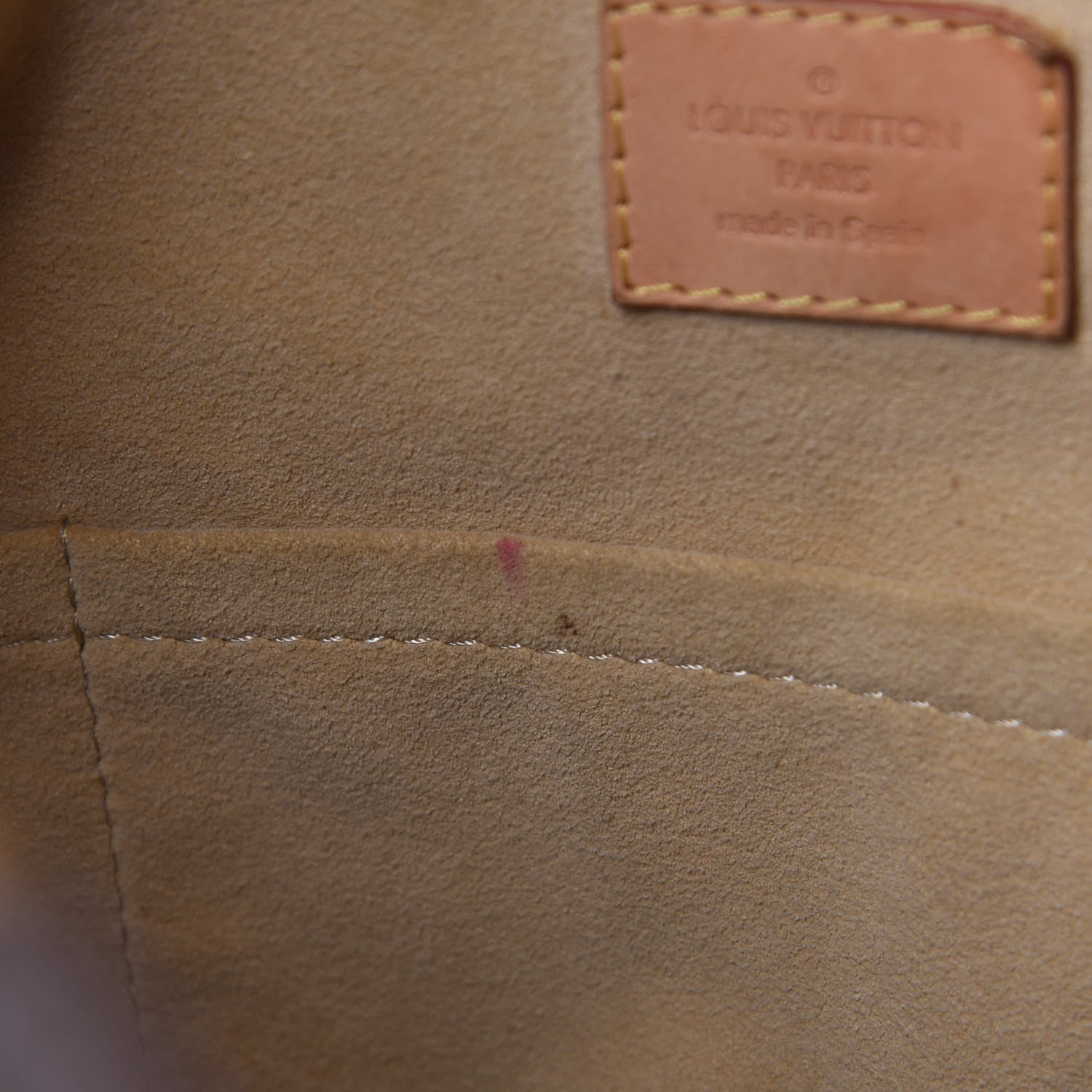 Louis Vuitton Monogram Artsy MM 7 of 15