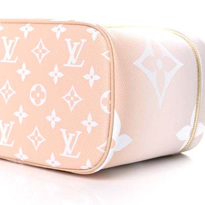 Louis Vuitton Monogram Giant By The Pool Nice BB Brume 8 of 11