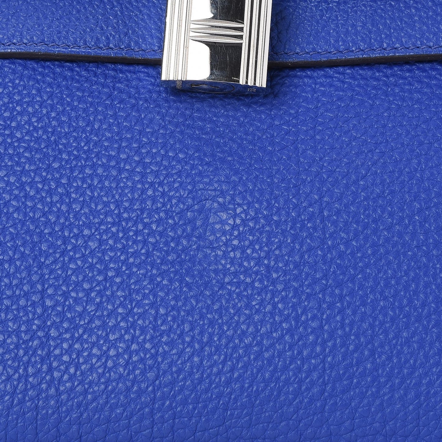 Taurillon Clemence Shoulder Kelly 40 Bleu Electrique