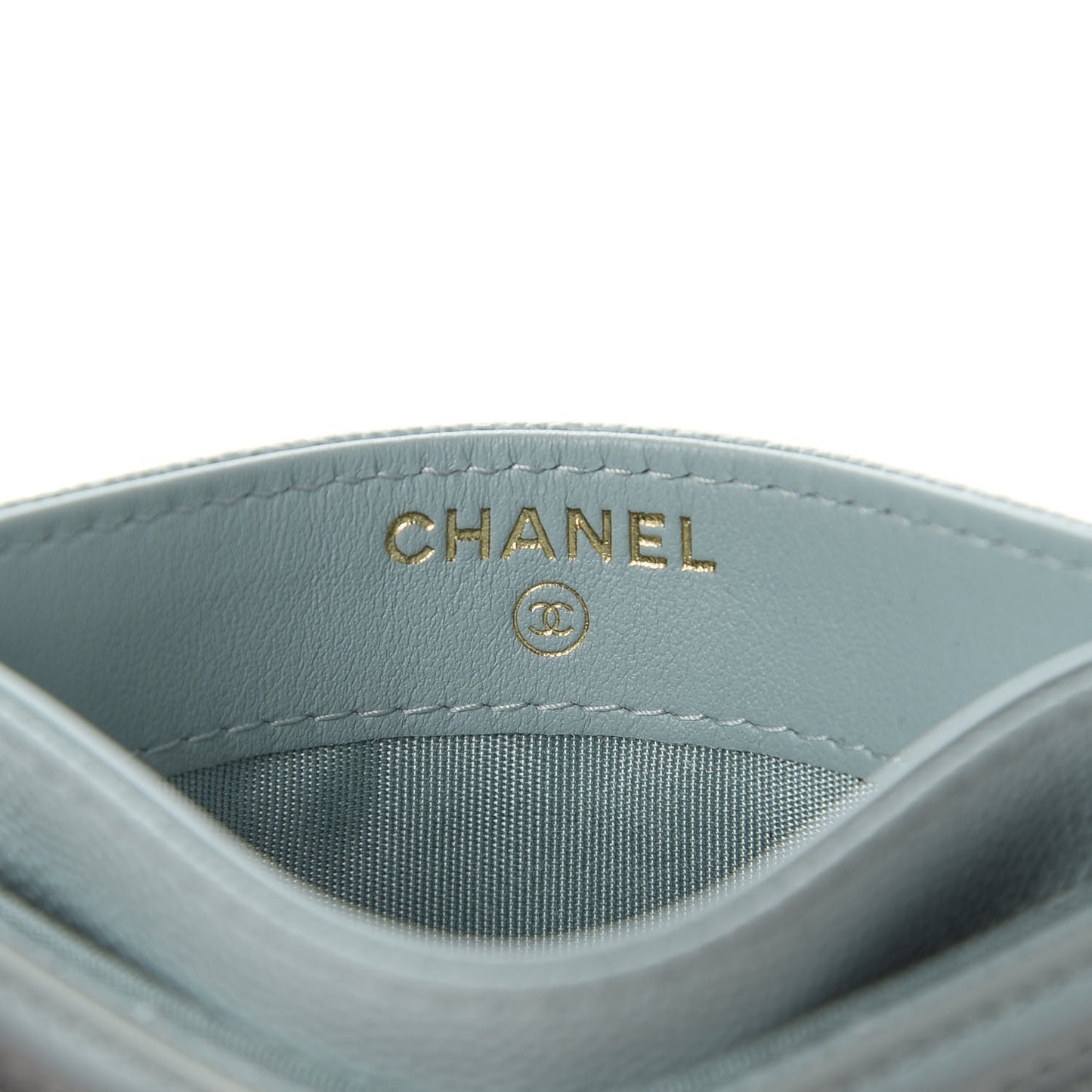 Caviar Quilted Filigree Card Holder Light Blue