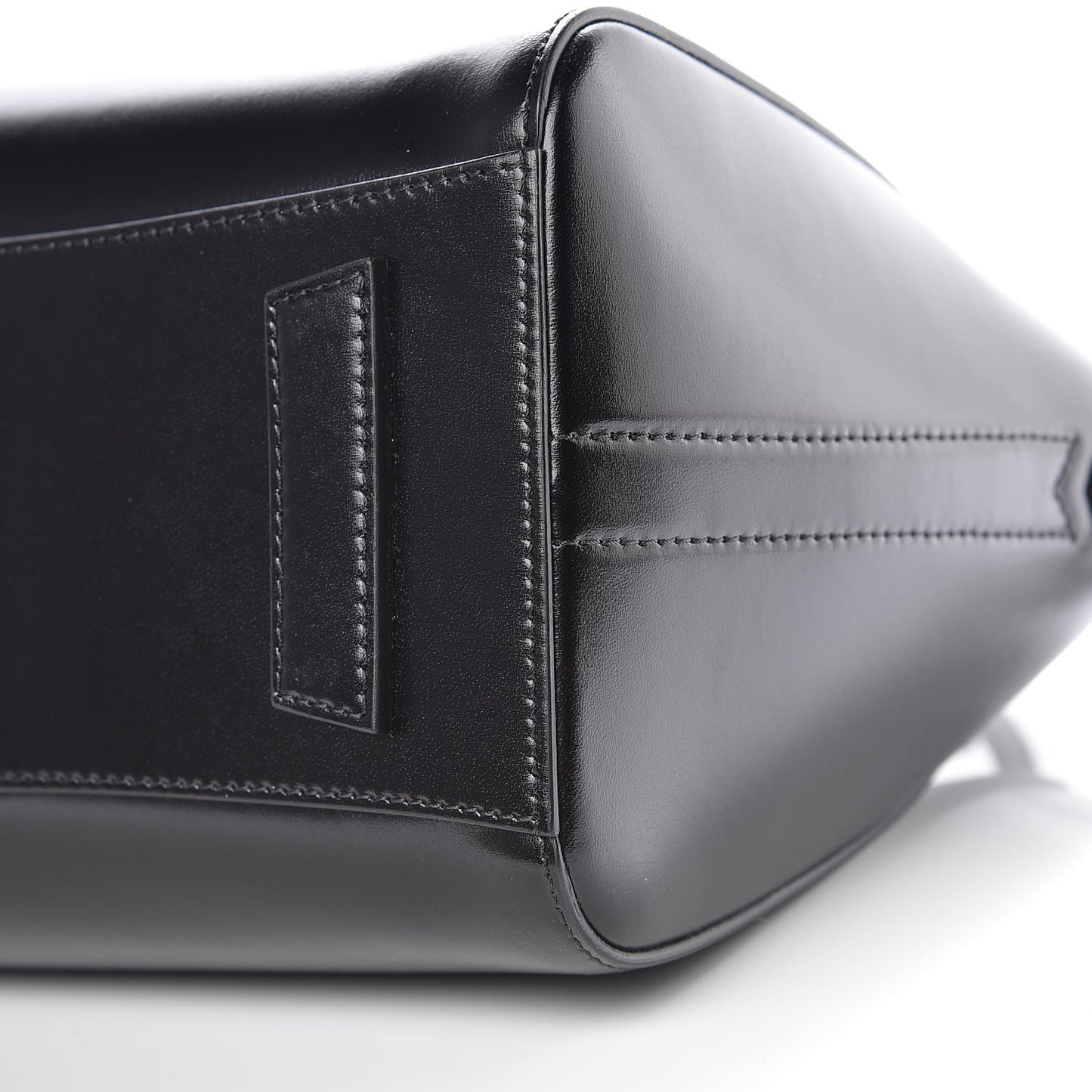 Shiny Lord Calfskin Small Antigona Black