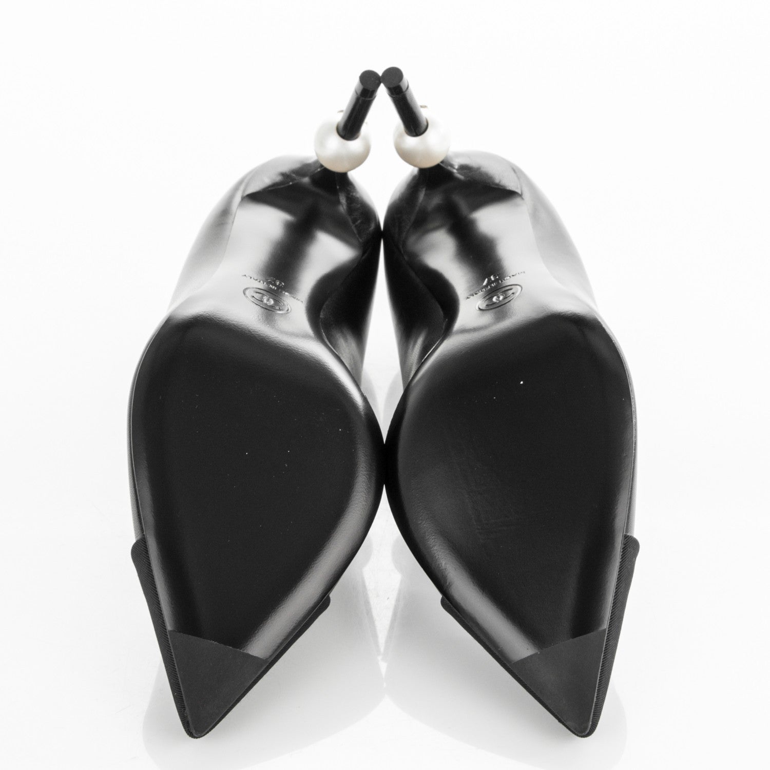 Chanel Goatskin Grosgrain Cap Toe Pearl Pumps 37 Black 5 of 8