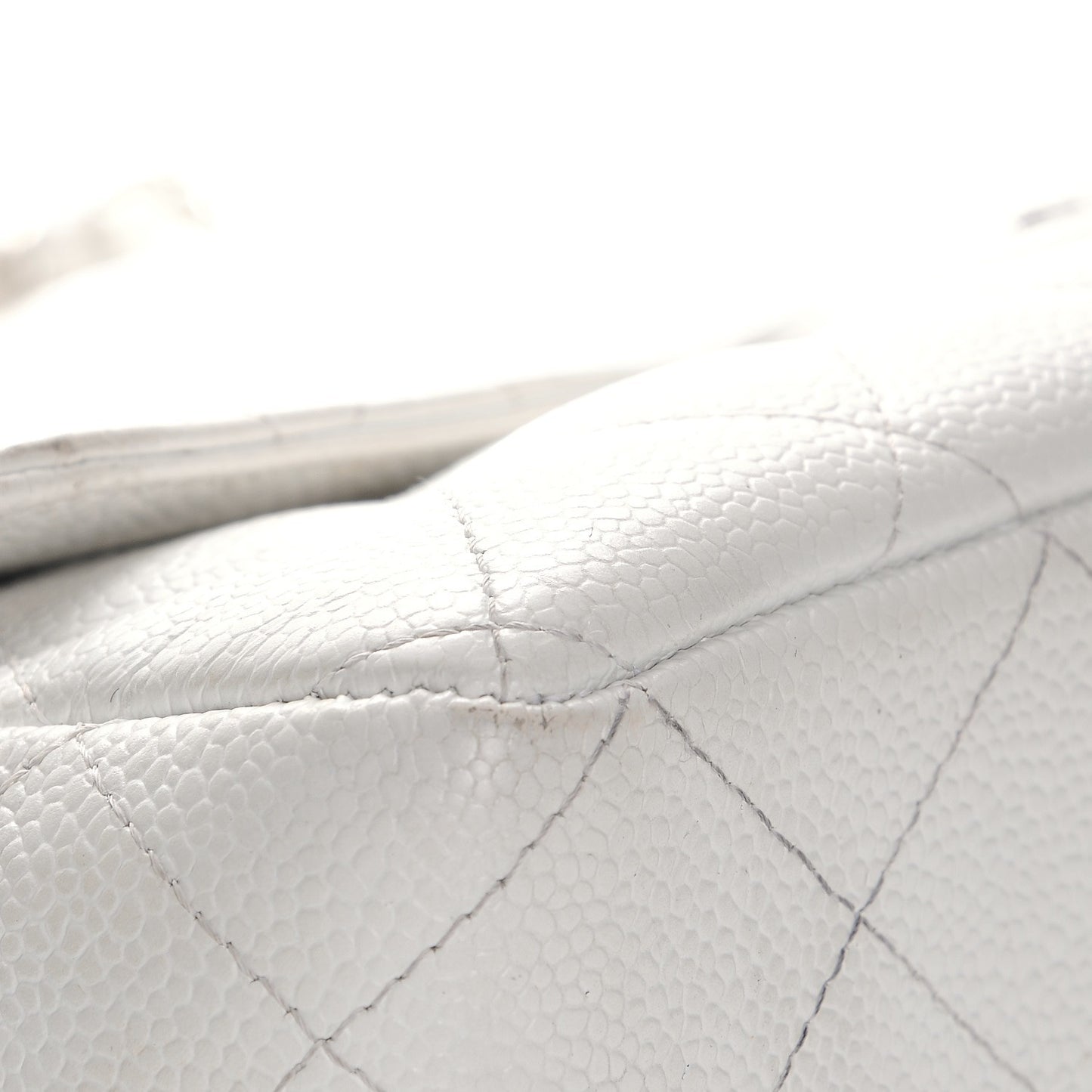 Caviar Quilted Jumbo Single Flap White