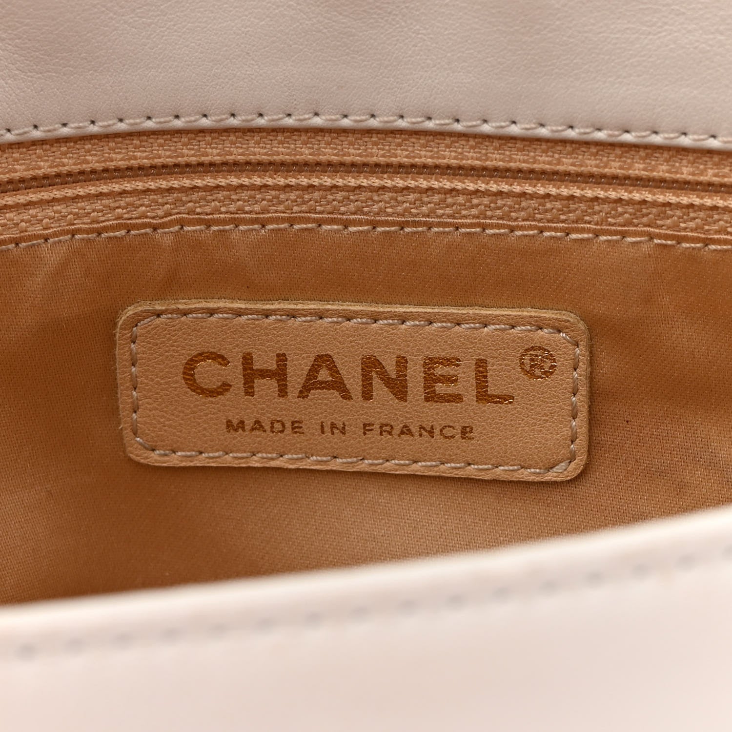 Chanel Lambskin Rodeo Drive Flap White 6 of 10