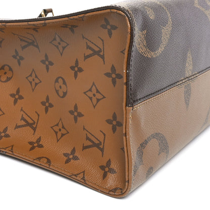 Louis Vuitton Reverse Monogram Giant Onthego MM 8 of 10