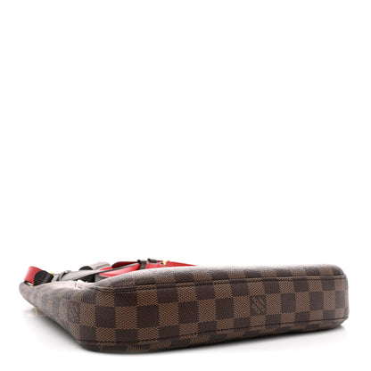 Louis Vuitton Damier Ebene South Bank Besace 4 of 11